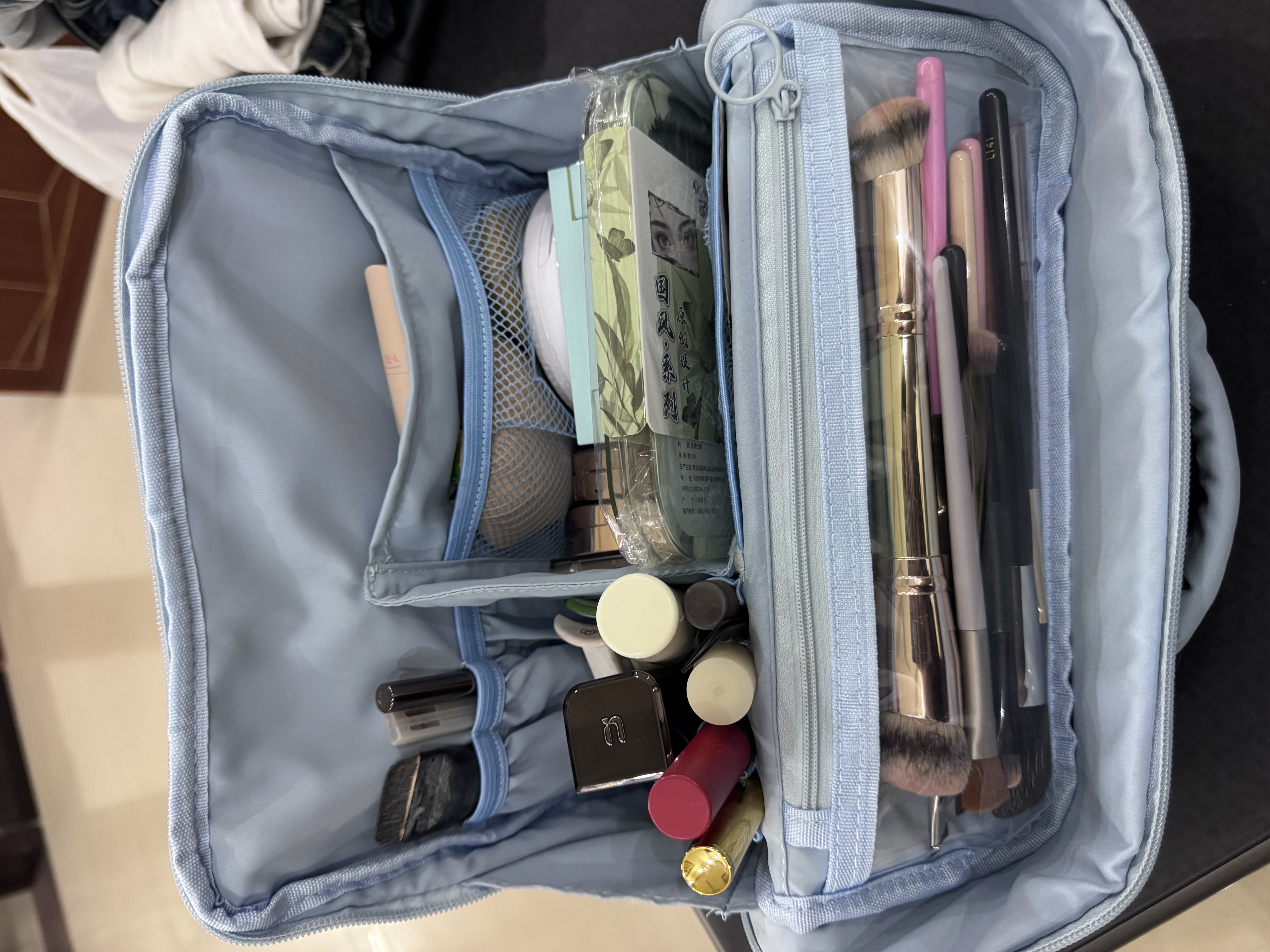 范爷家高端立式化妆品收纳包外出旅行洗漱收纳袋梳妆台多功能分区收纳包 实拍图