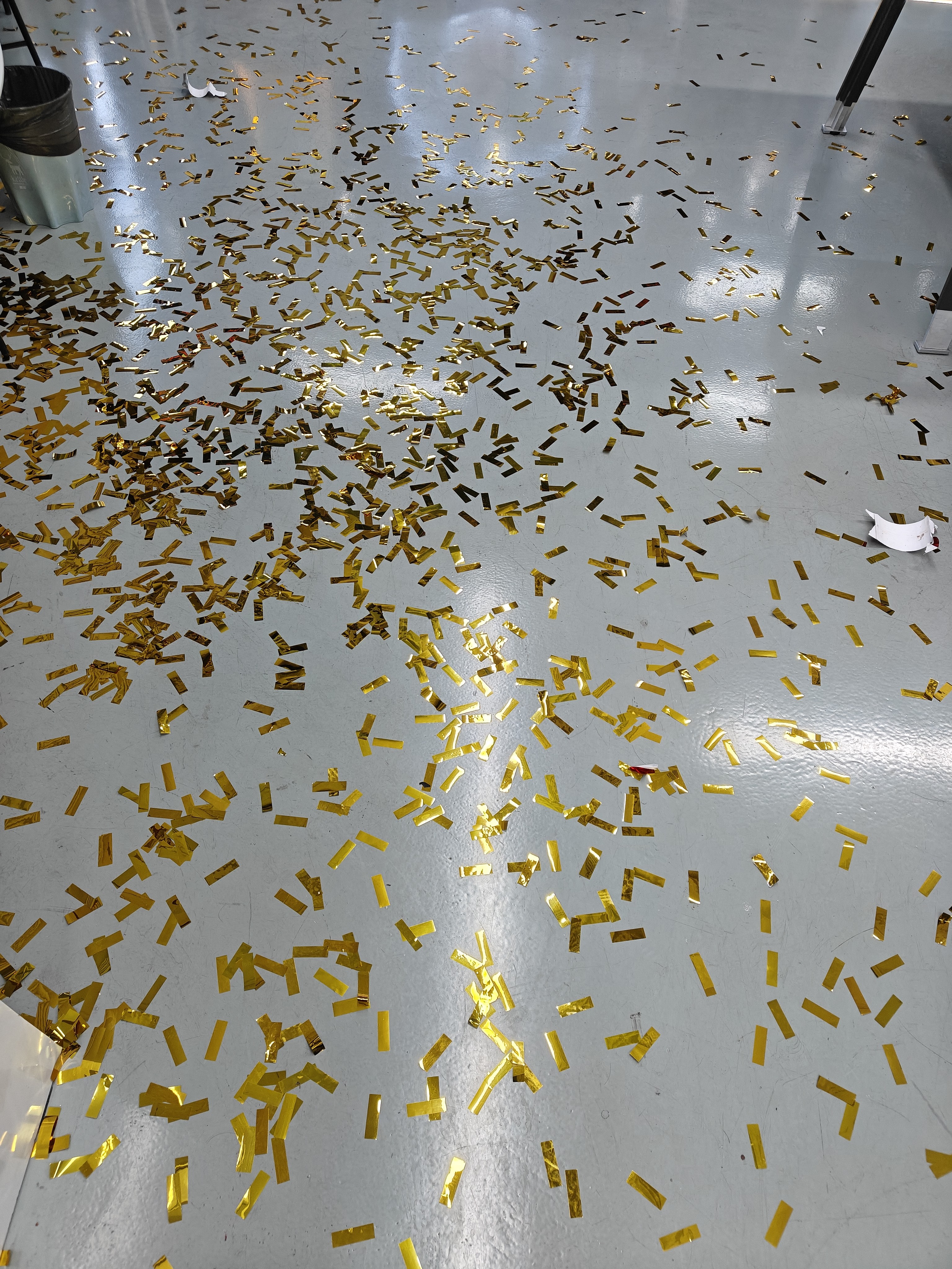 新新精艺开工礼炮开业礼花筒结婚开学婚庆手持喷彩带 80cm4根装财源广进款 实拍图