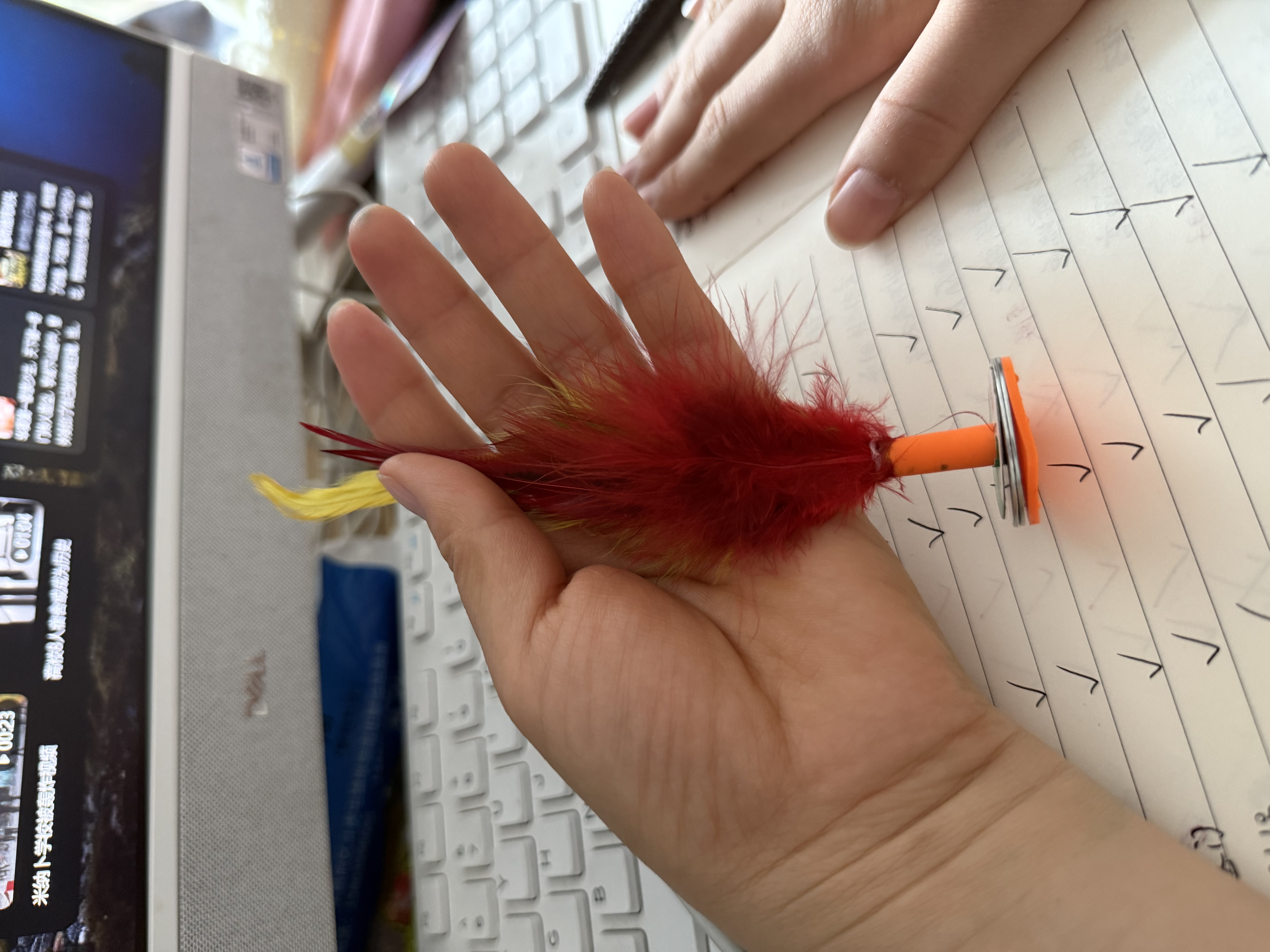 彩色鸡毛铁片毽子儿童老人健身毽球鹅毛毽暑期小学生学校比赛专用 【儿童鸡毛毽子15cm】1个装 实拍图