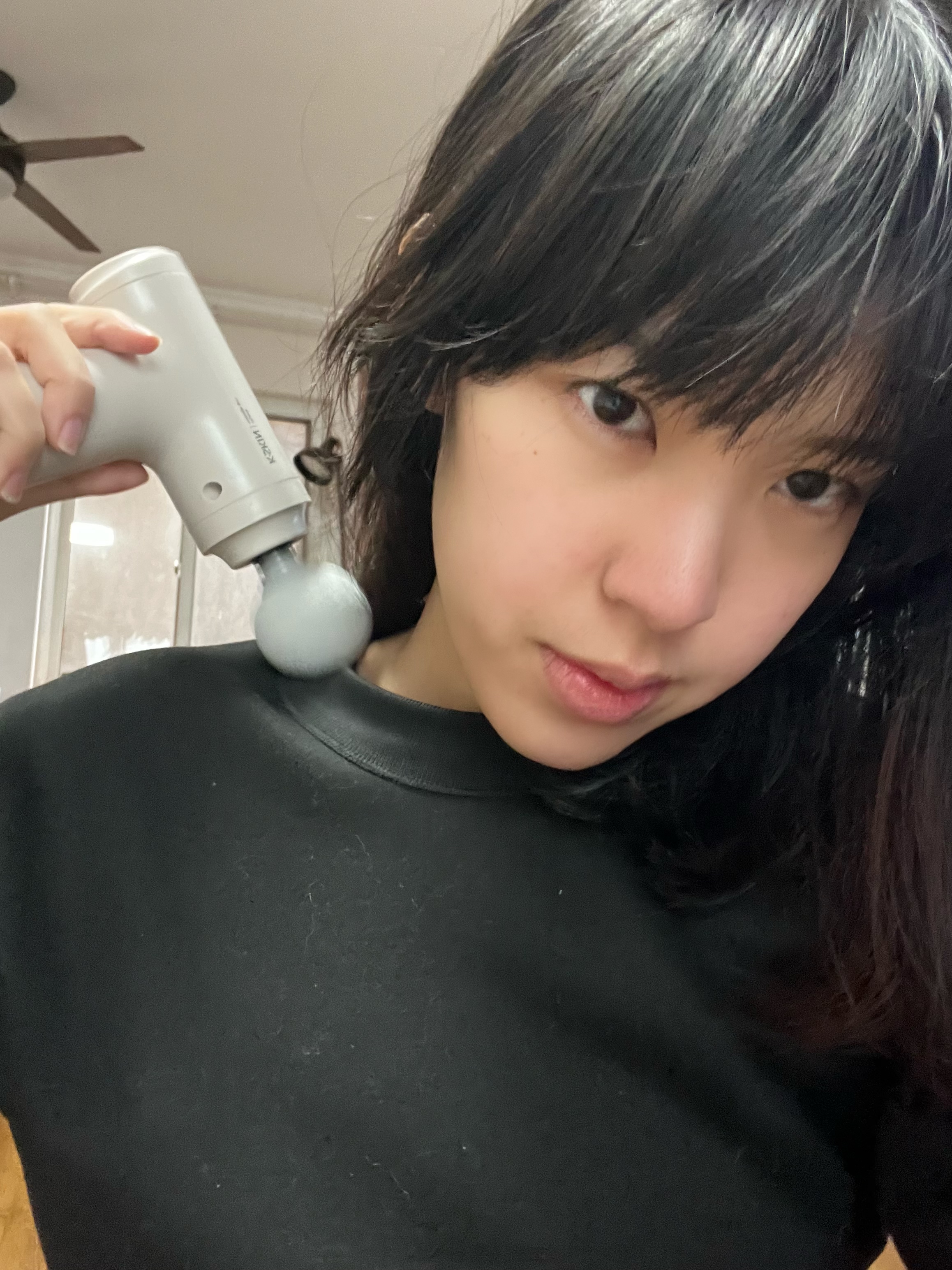 金稻筋膜枪按摩肌肉放松肩颈全身腿部按摩棒运动后深层按摩肌肉神器迷你便携男女实用年货送礼推荐 奶茶色 升级款-八个按摩/全身按摩 实拍图