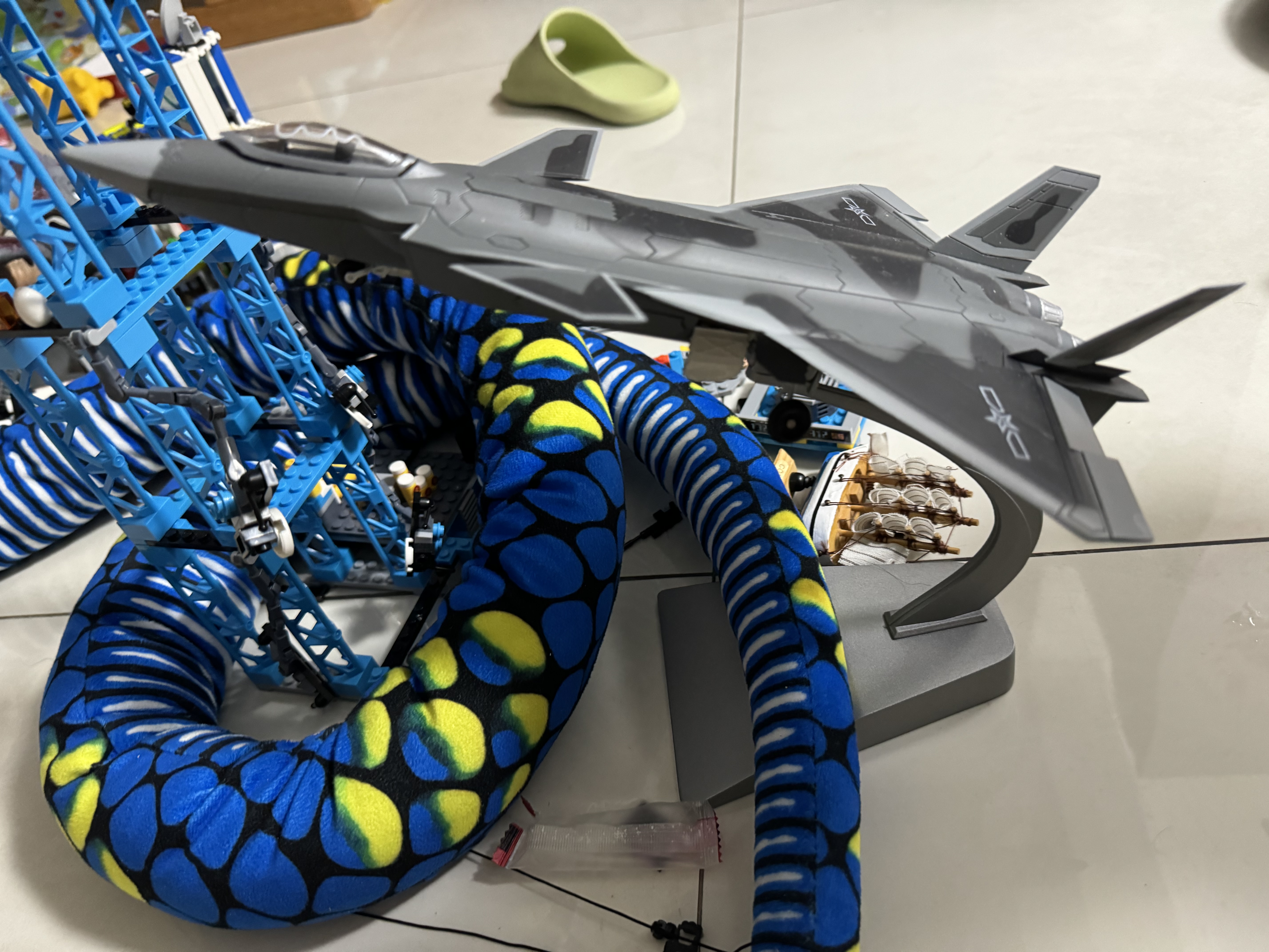 京模歼20战斗机模型合金仿真军事摆件长春航展退伍纪念品 1:72迷彩 实拍图