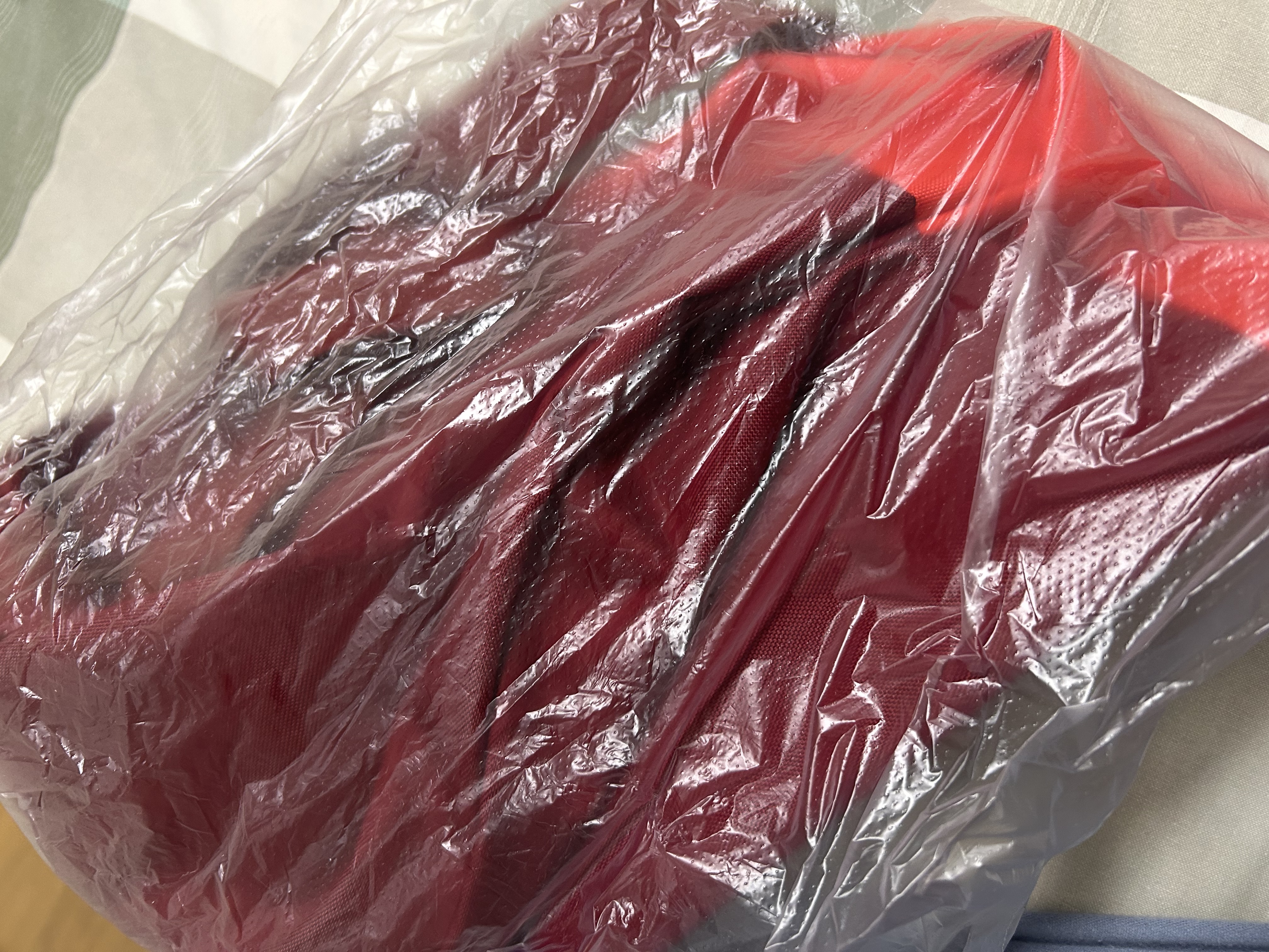 迪卡侬登山包徒步背包城市轻户外足球单肩包健身包训练包收纳包足球鞋包 20L酒红色 实拍图