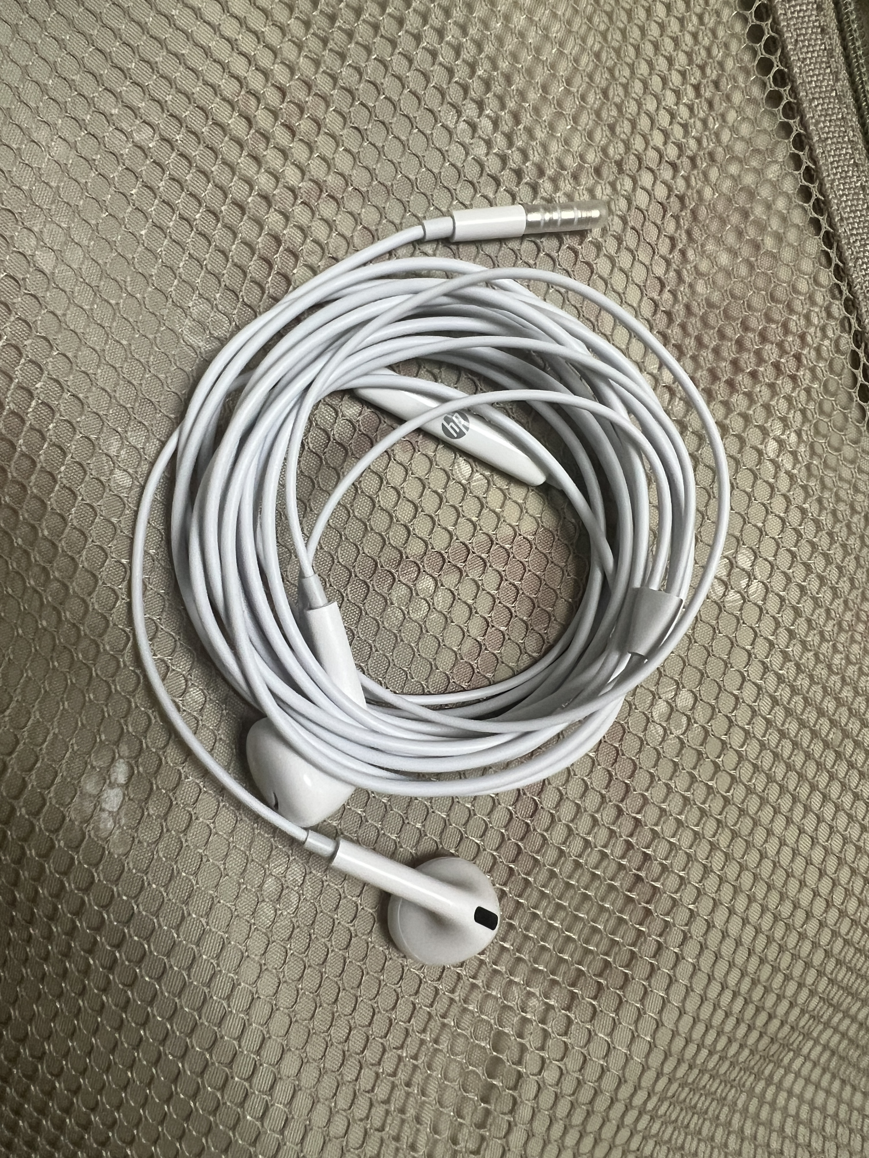 惠普（HP）DHH-1112A有线耳机半入耳式3.5mm接口圆孔 适用苹果安卓 白色 3M线长 实拍图