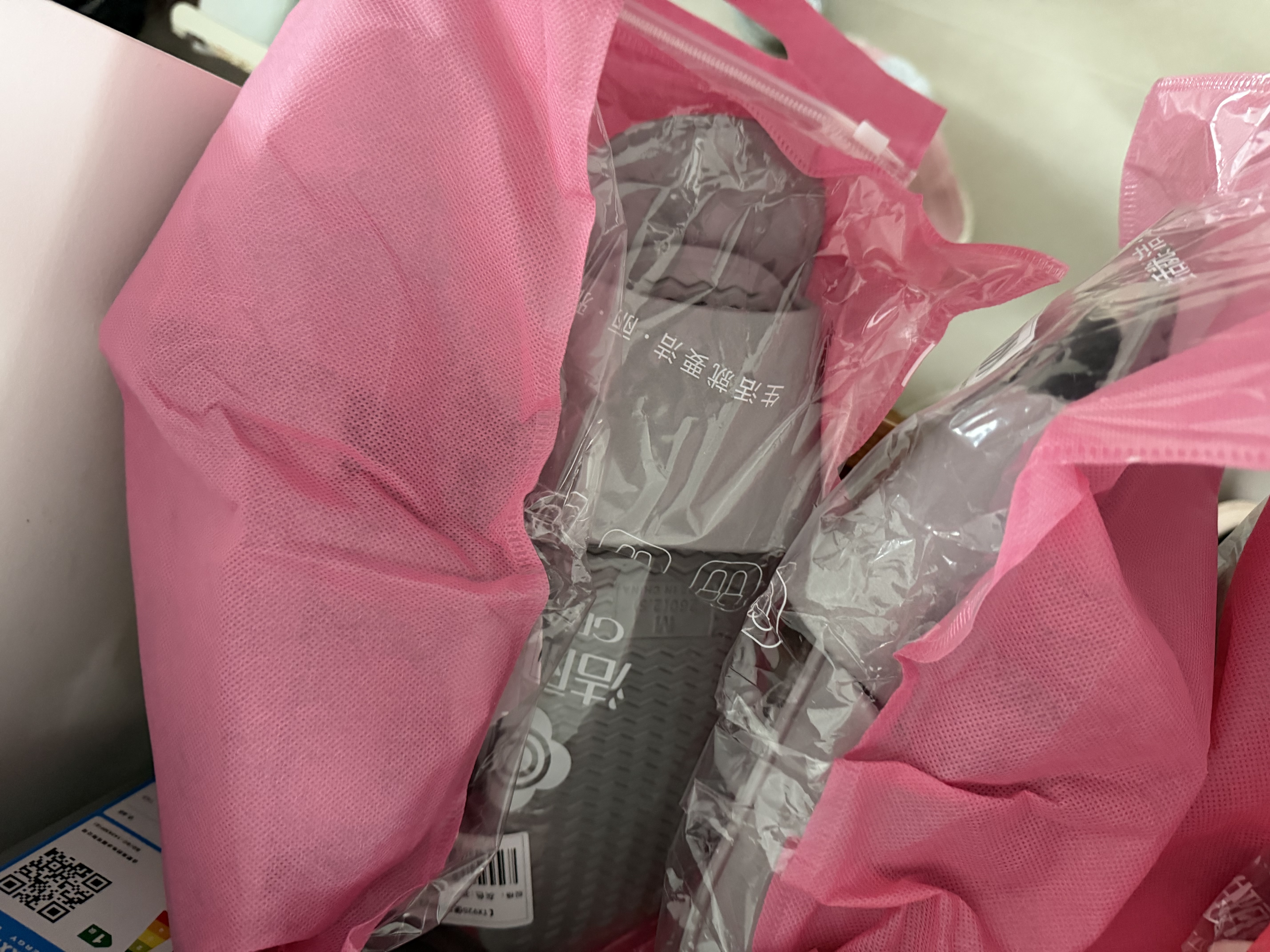 洁丽雅买一送一折叠旅行拖鞋女夏季旅游酒店洗澡防滑便携情侣民宿凉拖男 可爱兔+灰色 【1.0 高性价比推荐】 36 -38女+42-45男 实拍图