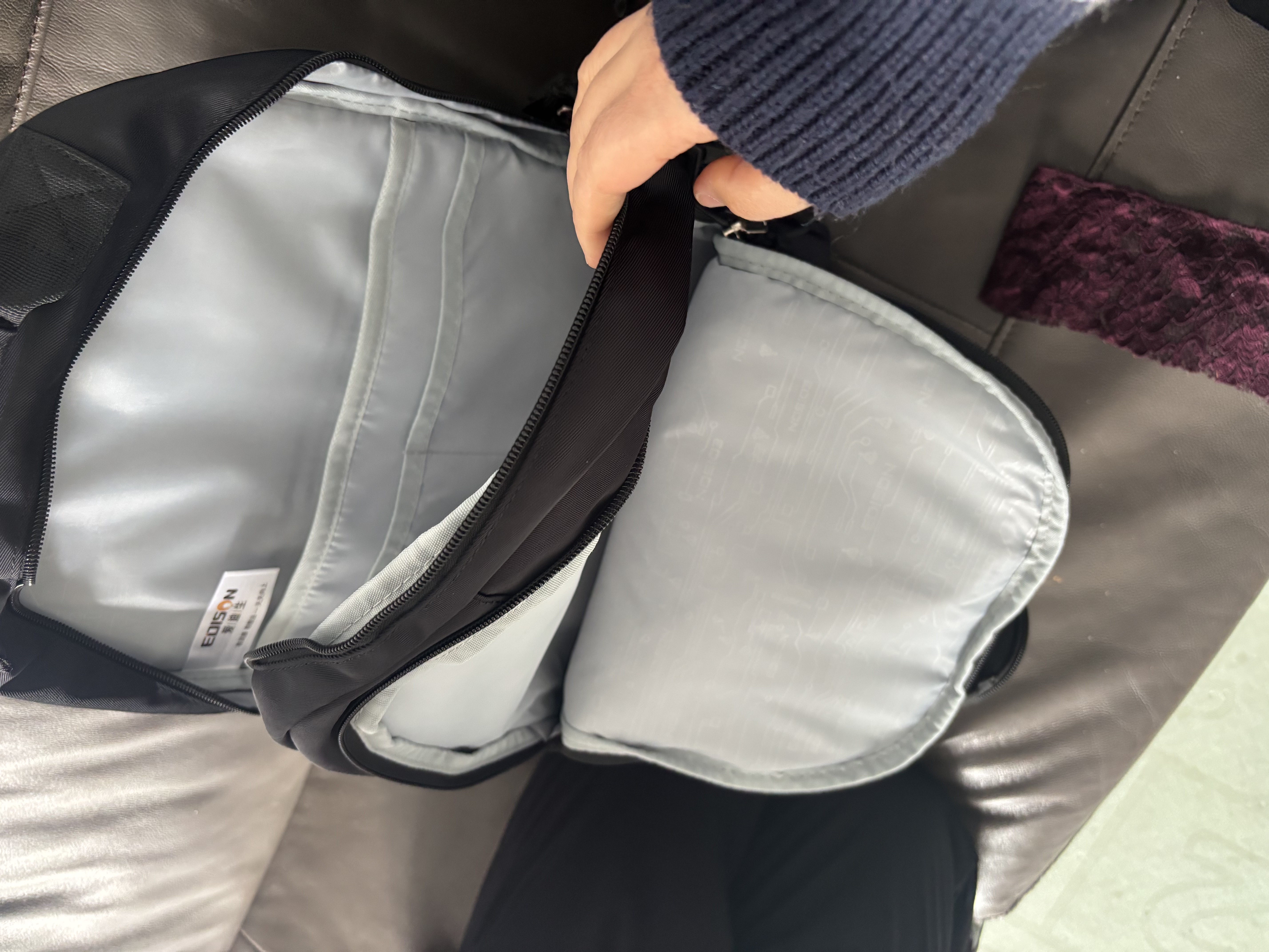 Edison爱迪生中学生书包二次元吧唧谷子痛包高颜值ins风高中双肩包W50-1 实拍图