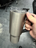 小米吸管保温杯 大容量冰霸杯 巨无霸水杯 316L不锈钢保冷杯 1L金属灰 实拍图