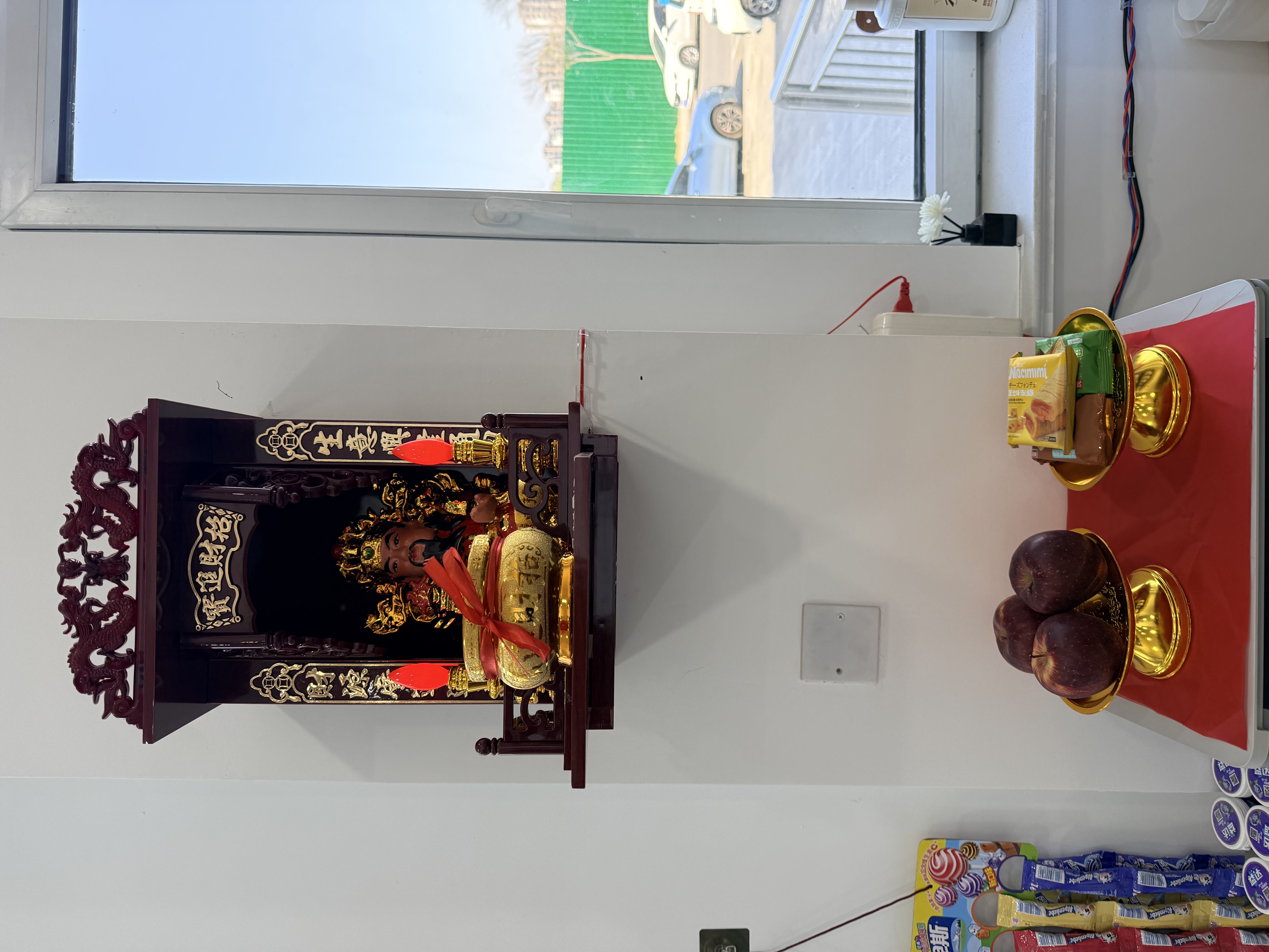 明恩财神爷神像供奉2026年新款财神摆件武财神佛柜套装文财神店铺家用 12寸文财神豪华20件套（带五帝钱+财神香） 实拍图