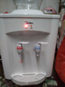 美的（Midea）饮水机家用上置式桶装水办公室小型台式桌面迷你加热饮水器MYR720T 制热型 实拍图