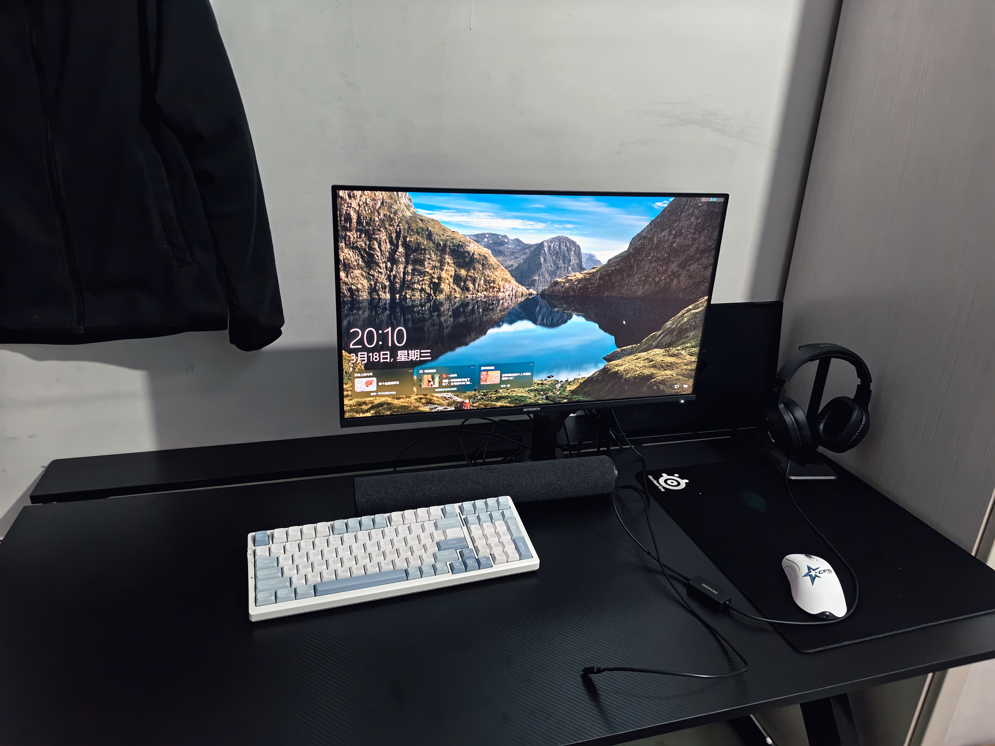 mussels电竞IO1.1无线3395PRO吃鸡职业CF游戏鼠标主播轻量化8K三角洲lo 白色CFS磨砂 IO1.1轻量化三模 实拍图