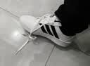 阿迪达斯（adidas）运动型格系列 男 HOOPS CLASSIC 篮球鞋 KI1056 黑色 42 实拍图