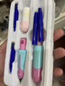 晨光(M&G)文具优握热可擦钢笔套装（含晶蓝墨囊*2+备用笔握）小学生矫姿加粗开学写字笔HAFP2197粉杆 实拍图