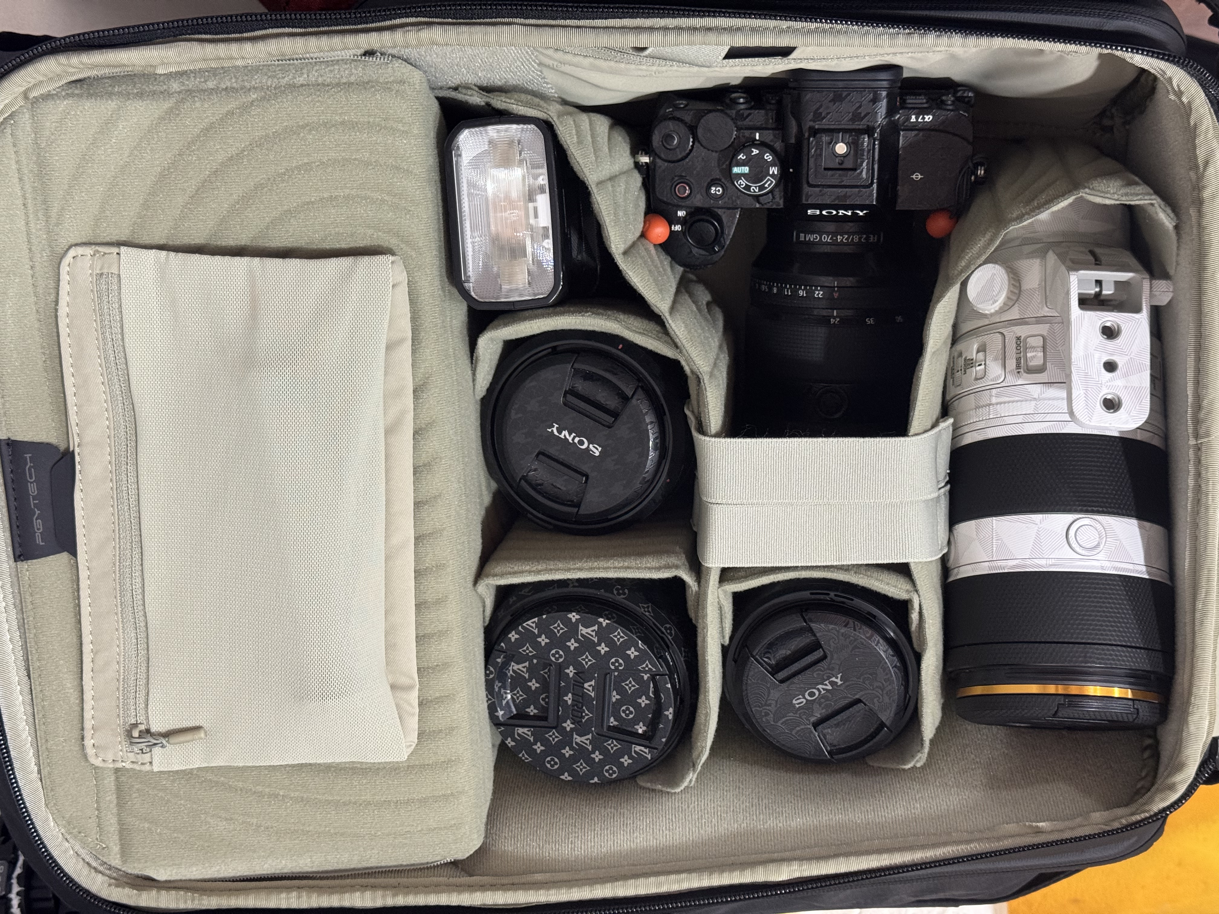美本堂 适用于索尼24-70F2.8GM 一代 二代镜头保护贴膜 2470GM贴纸全包 其他颜色请备注 FE 24-70mm f/2.8 GM二代 实拍图