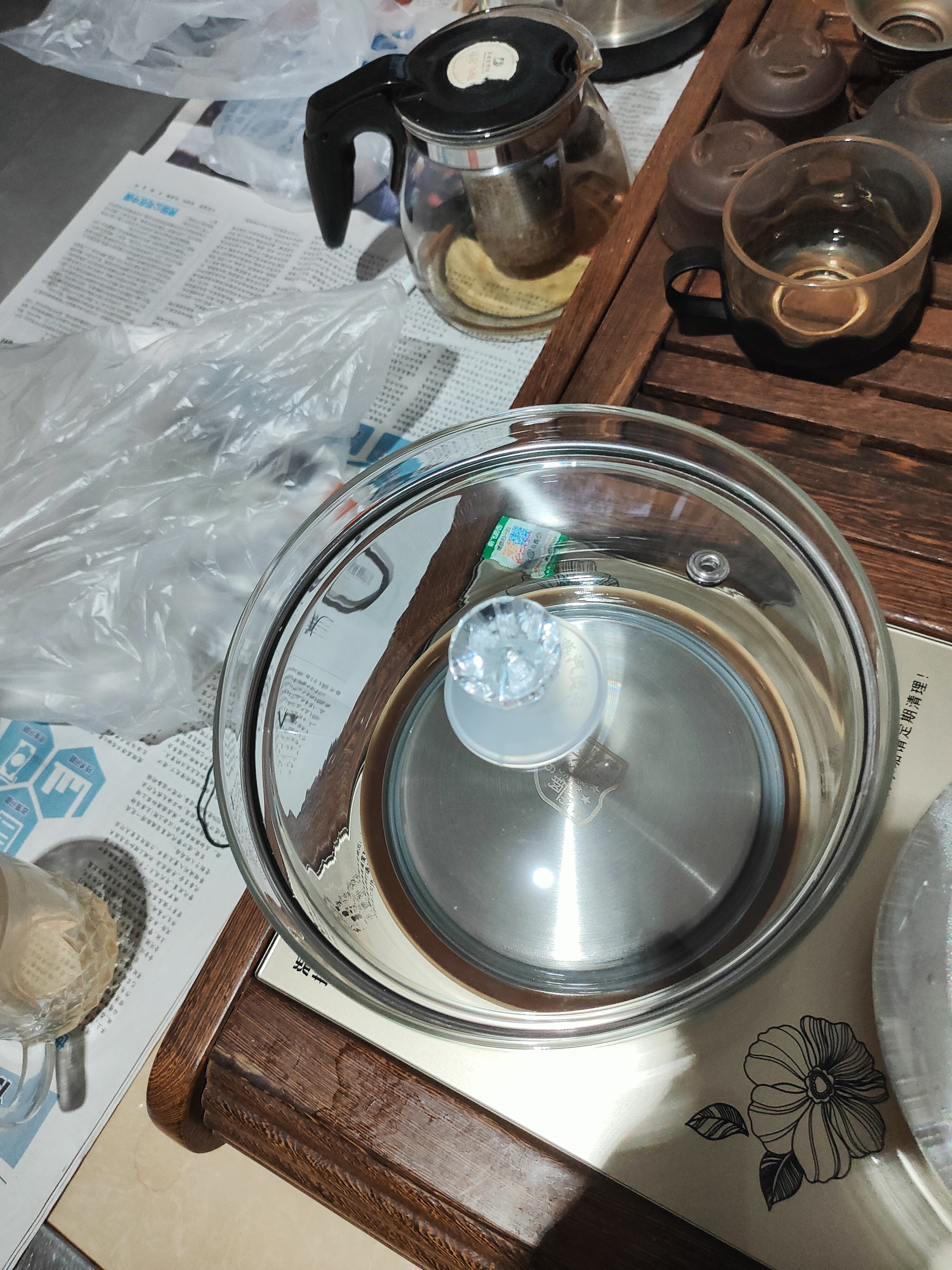 新飞 （Frestec） 底部全自动上水电热水壶玻璃保温功夫泡茶桌茶台烧水壶一体桌烧水器茶具电磁炉套装 1L 37x20尺寸（金色消毒款） 实拍图