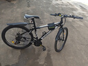 金武端自行车成人山地车公路赛车单车骑行变速超轻越野中学生初中青少年 顶配升级版-辐条轮-黑白色 26寸24速 实拍图