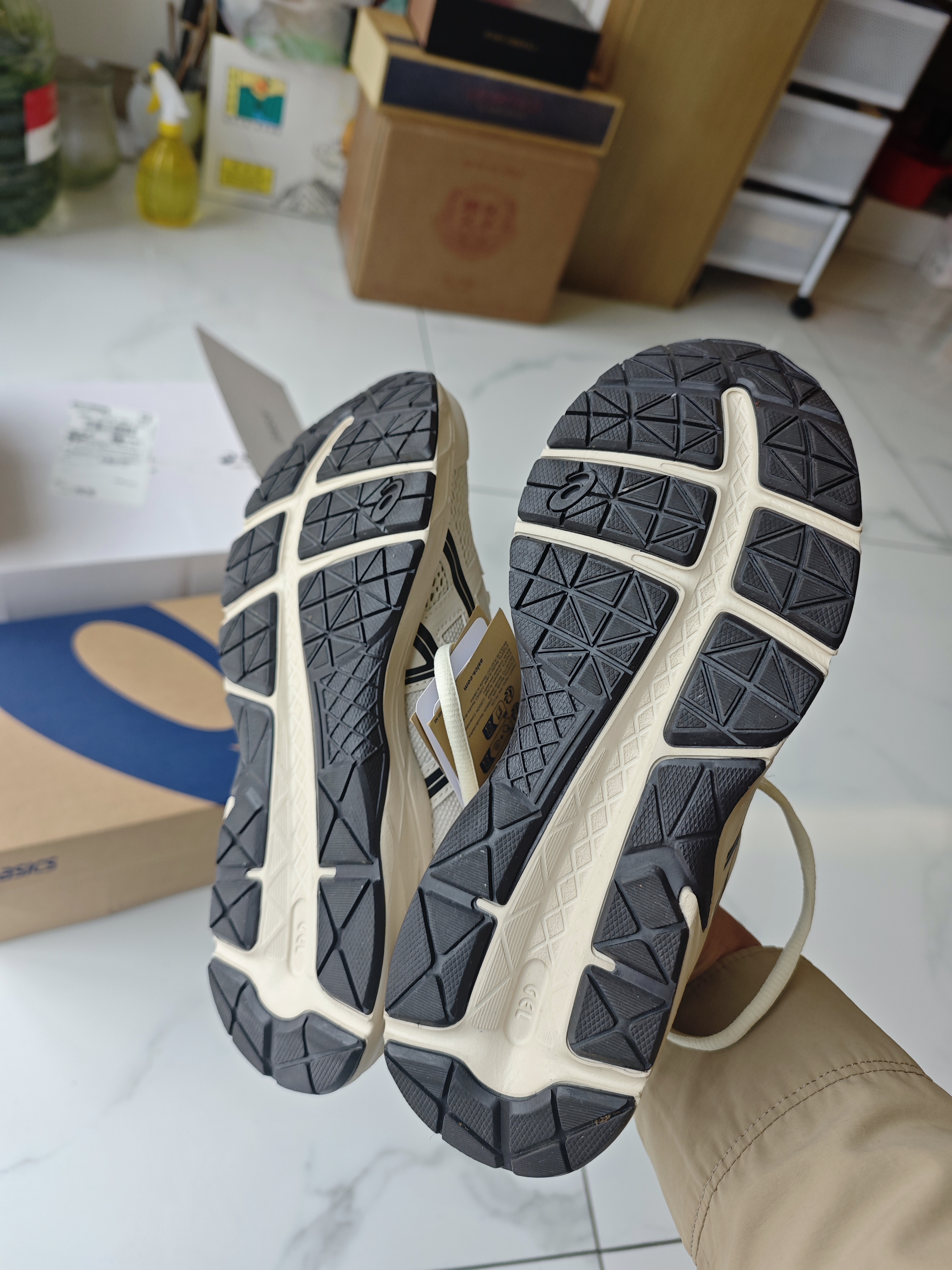 亚瑟士ASICS网面跑鞋百搭男鞋缓震运动鞋透气跑步鞋 GEL-CONTEND 4 灰色/灰色 39.5 实拍图
