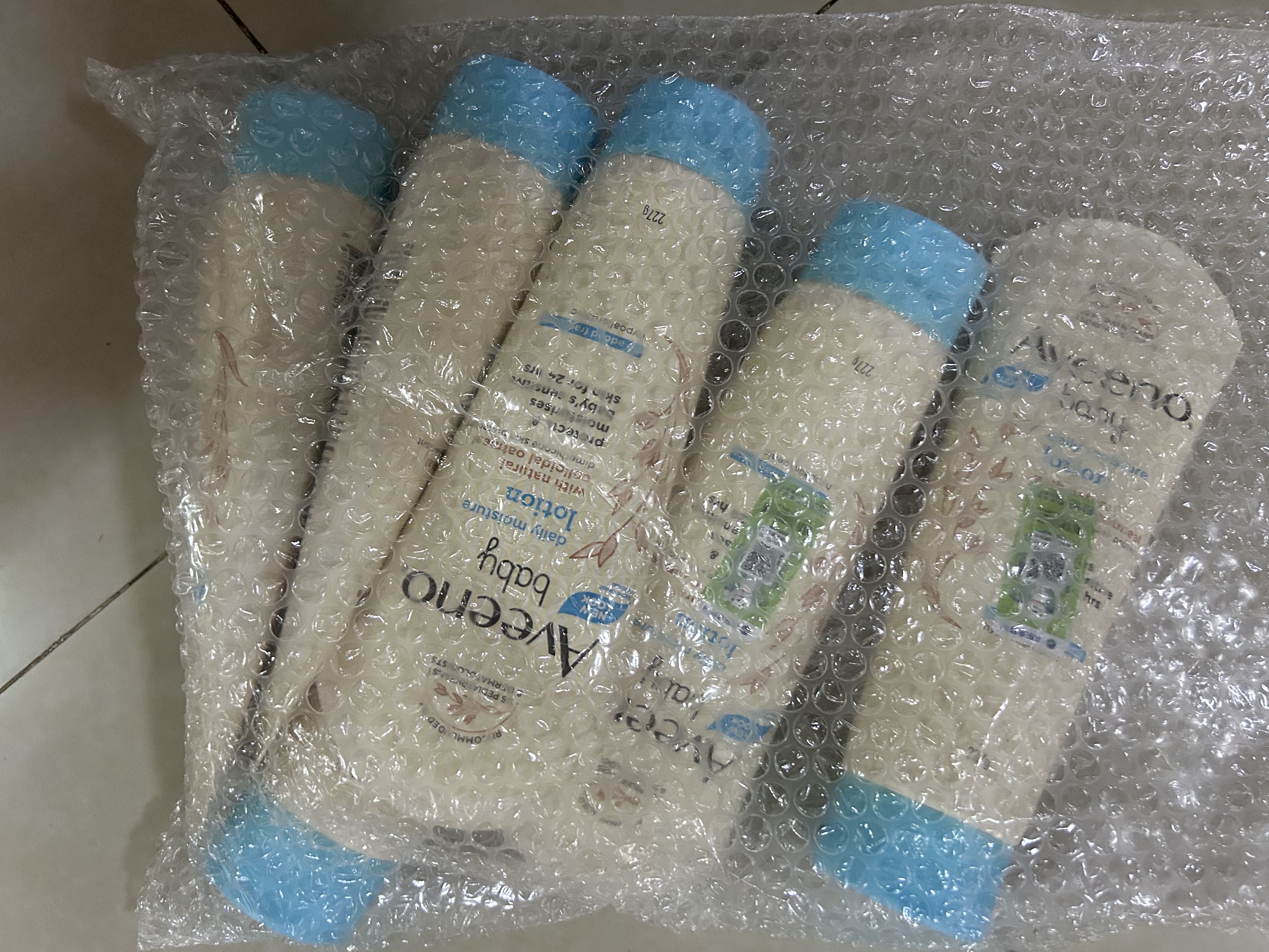 艾惟诺（Aveeno）婴儿倍护润肤乳 燕麦补水保湿滋润身体乳227g*3 实拍图