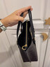 蔻驰（COACH）【品牌直供】女士MOLLIE中号斜挎头提托特包CV965礼物 实拍图