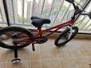 优贝（RoyalBaby）儿童自行车5-9岁男女学生通勤镁合金单车月亮系列 宇航员18寸红色 实拍图