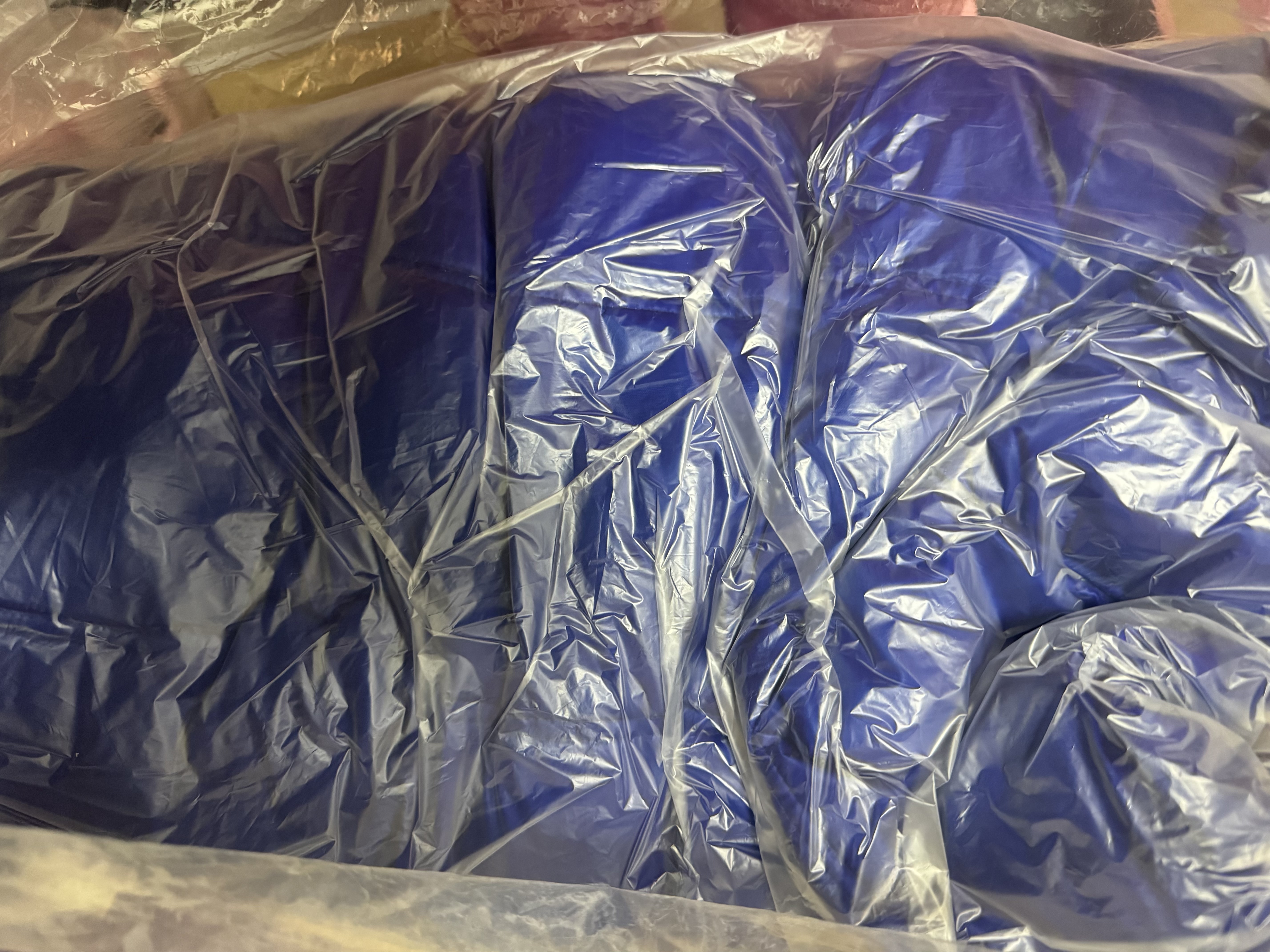 【换季推荐】洗衣洗鞋服务 洗羽绒服/毛呢大衣/外套/洗鞋任洗 顺丰免费取送 干洗/湿洗 高温消毒杀菌 衣服任洗4件 预约今日上门 实拍图