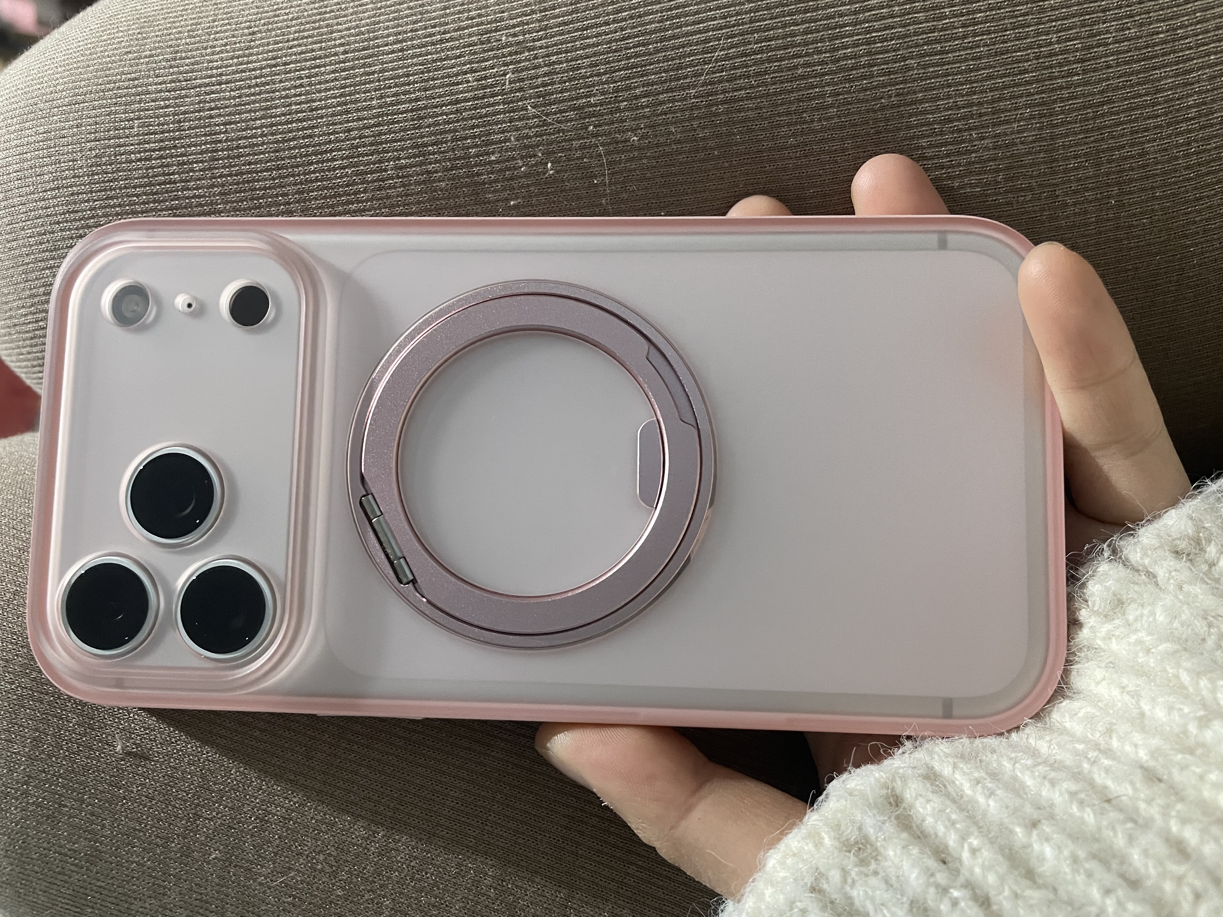 酷盟【相机按键全包支点壳】适用苹果17promax手机壳iphone17磨砂镜头全包支架防摔高级磁吸充电保护套 实拍图
