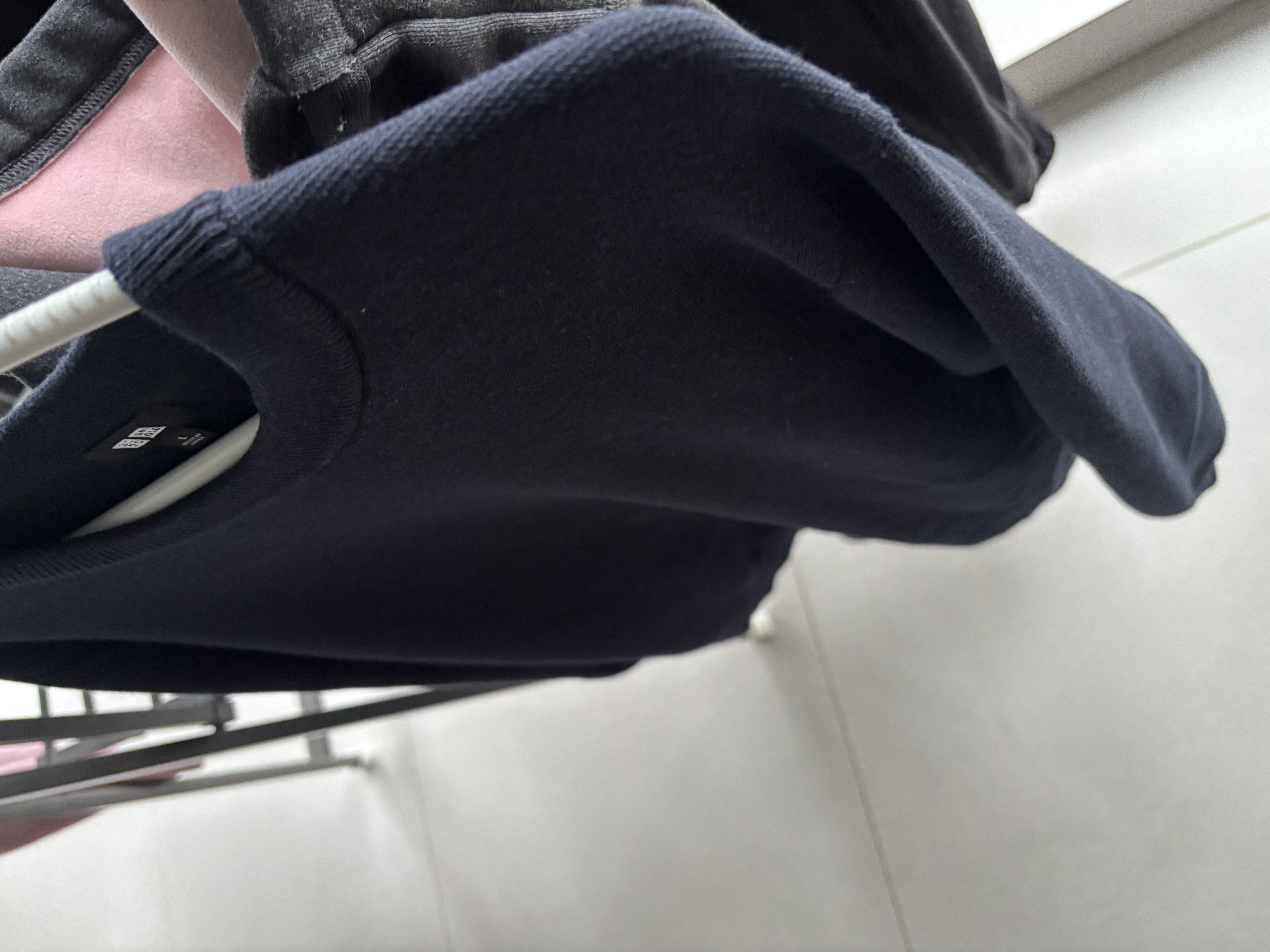 优衣库HEATTECH EXTRA WARM混纺圆领T恤/9分袖男装9%羊绒481441 481441/09黑色 L 实拍图