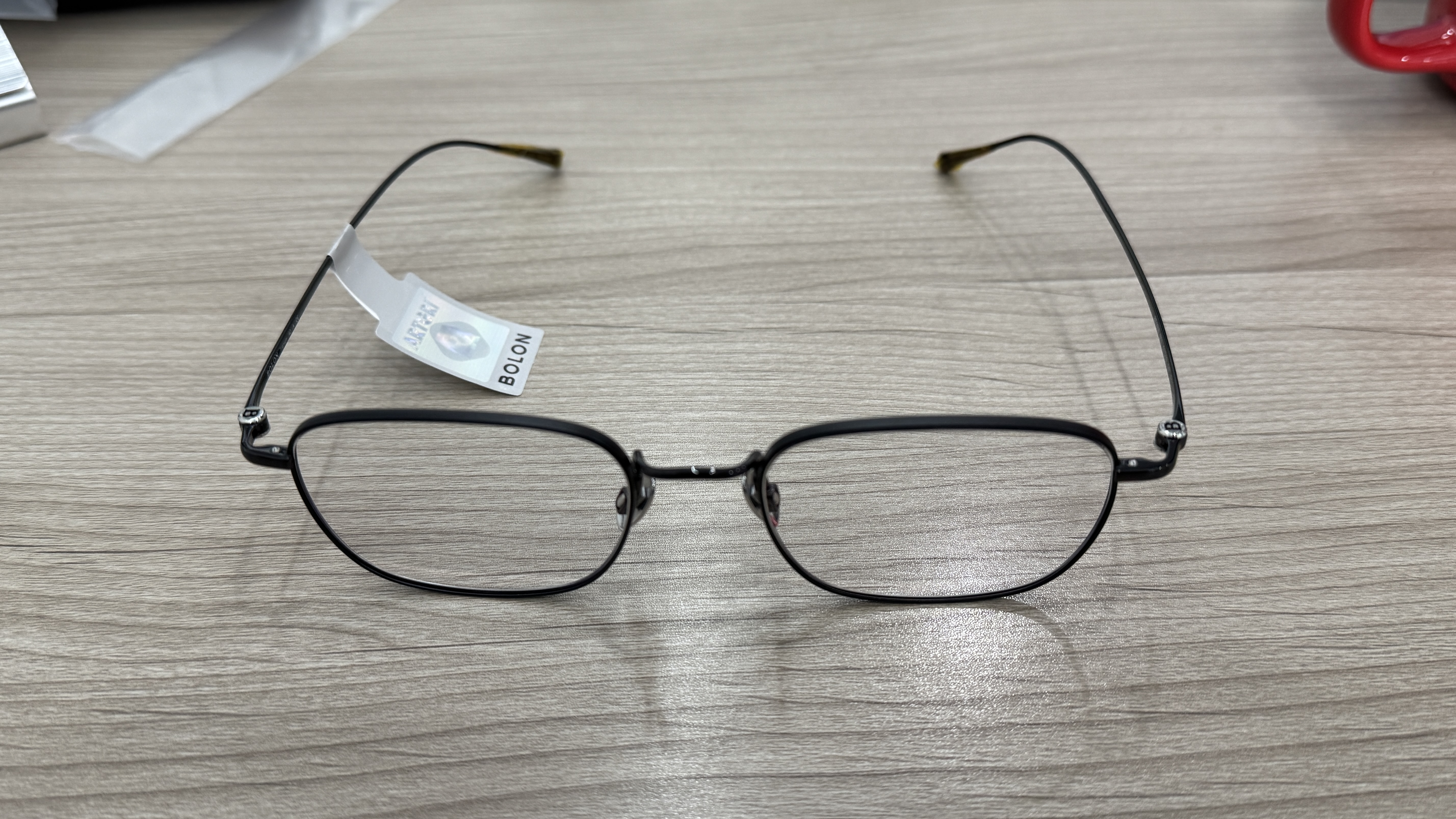 依视路（ESSILOR）眼镜片钻晶膜洁全视线GENS变色经典灰1.6非球防UV配镜片现片1片 实拍图
