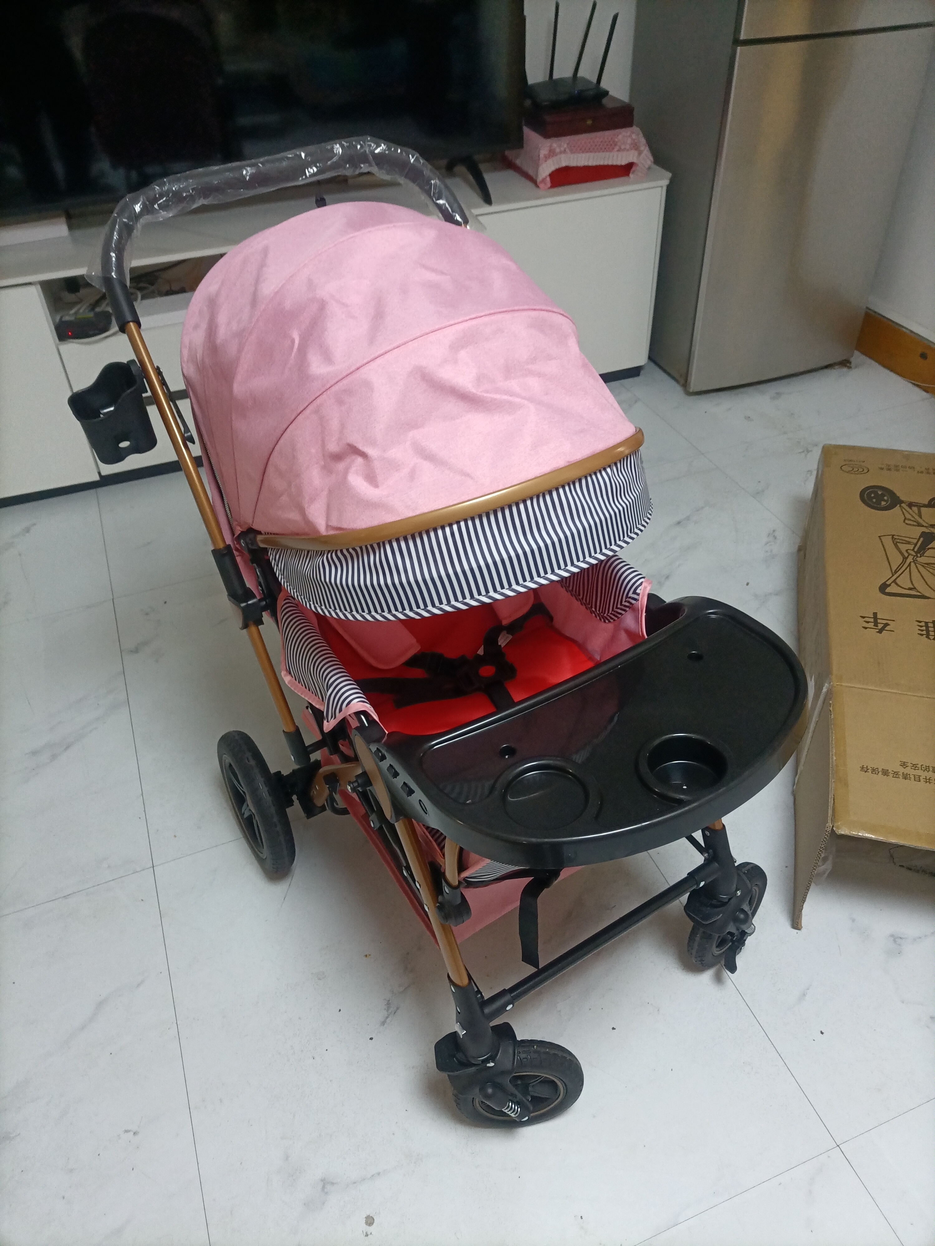 安贝尼 婴儿推车可坐可躺双向推行小孩手推车四轮减震可折叠BB车 至尊版-樱花粉四轮橡胶+四轮减震 实拍图