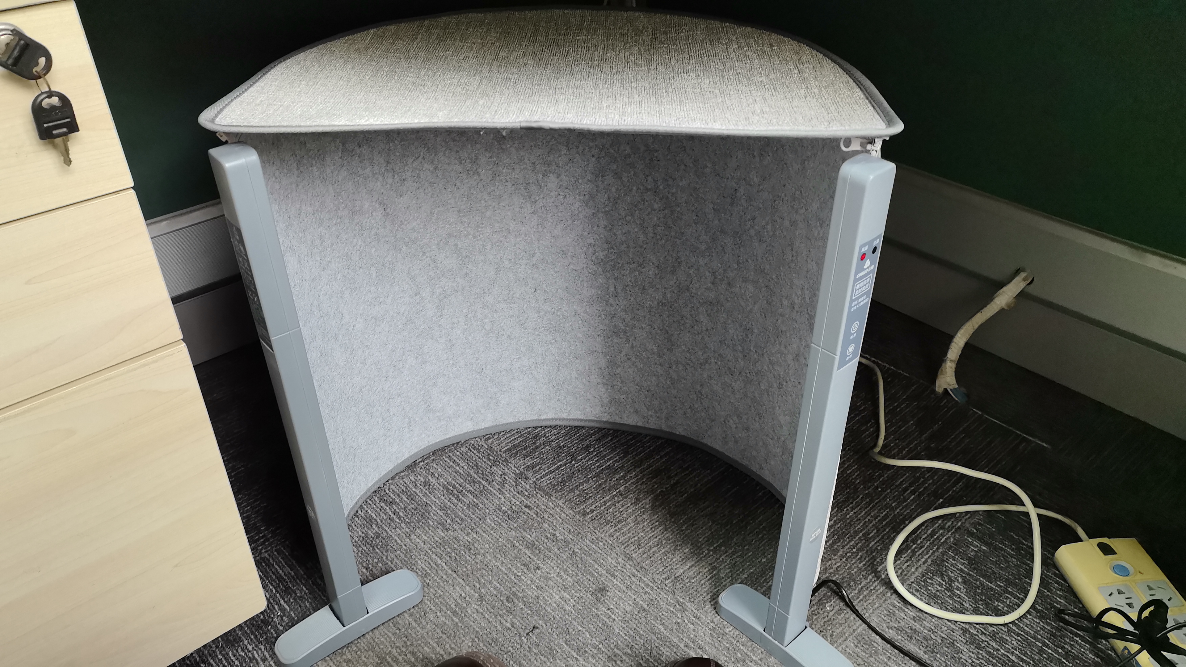 志高（CHIGO）暖脚神器 电暖脚宝办公室桌下取暖器 暖腿神器 暖脚屋 暖脚宝 实拍图