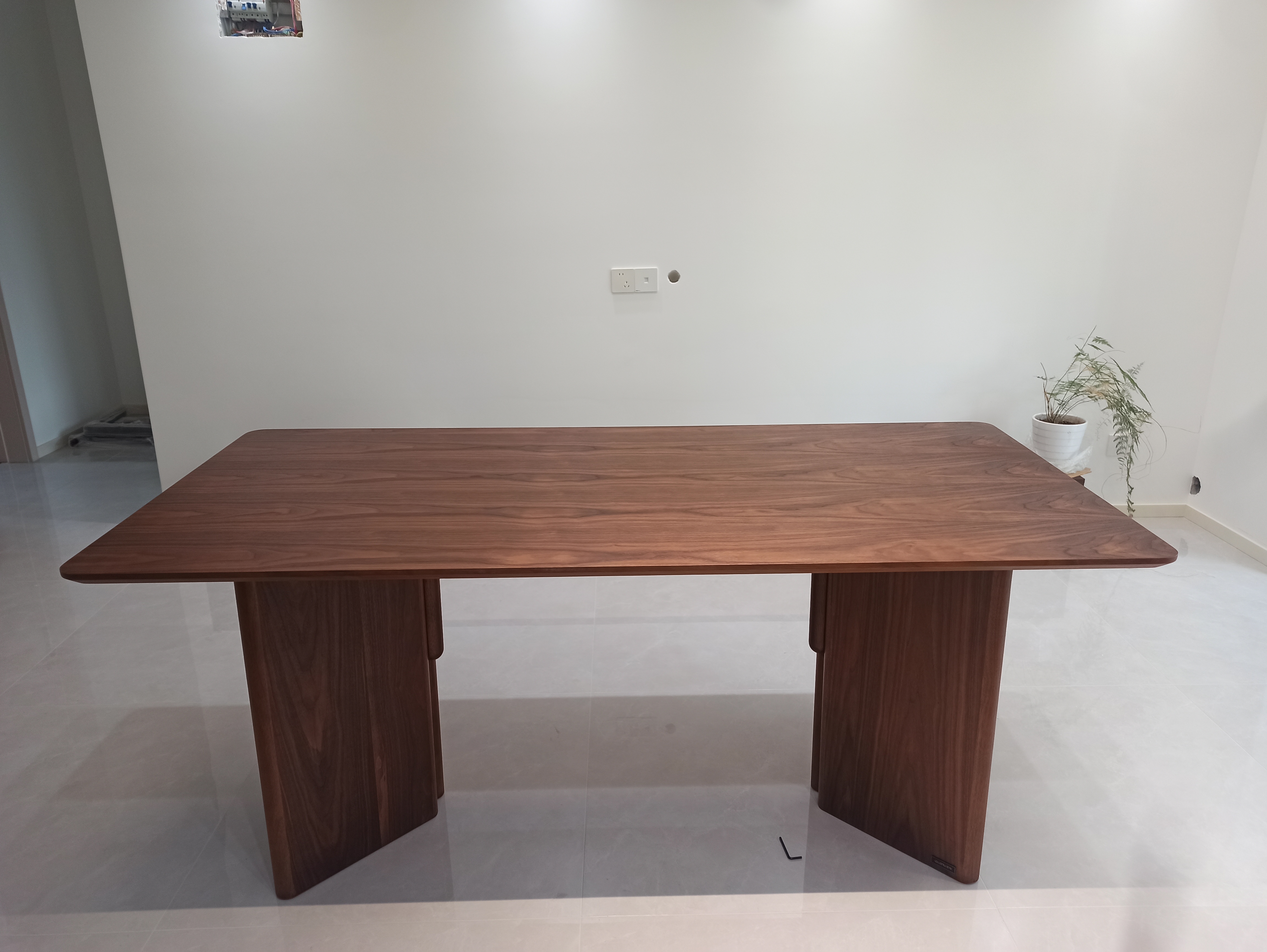 全友（QUANU）家居新中式家具胡桃木色餐桌椅子全套椅组合饭桌家用客厅小户型 胡桃木色|1.8m餐桌 实拍图
