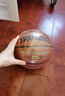 斯伯丁（SPALDING）篮球5号室内外耐磨兼用五号PU材质青少年儿童篮球77-476Y5 实拍图