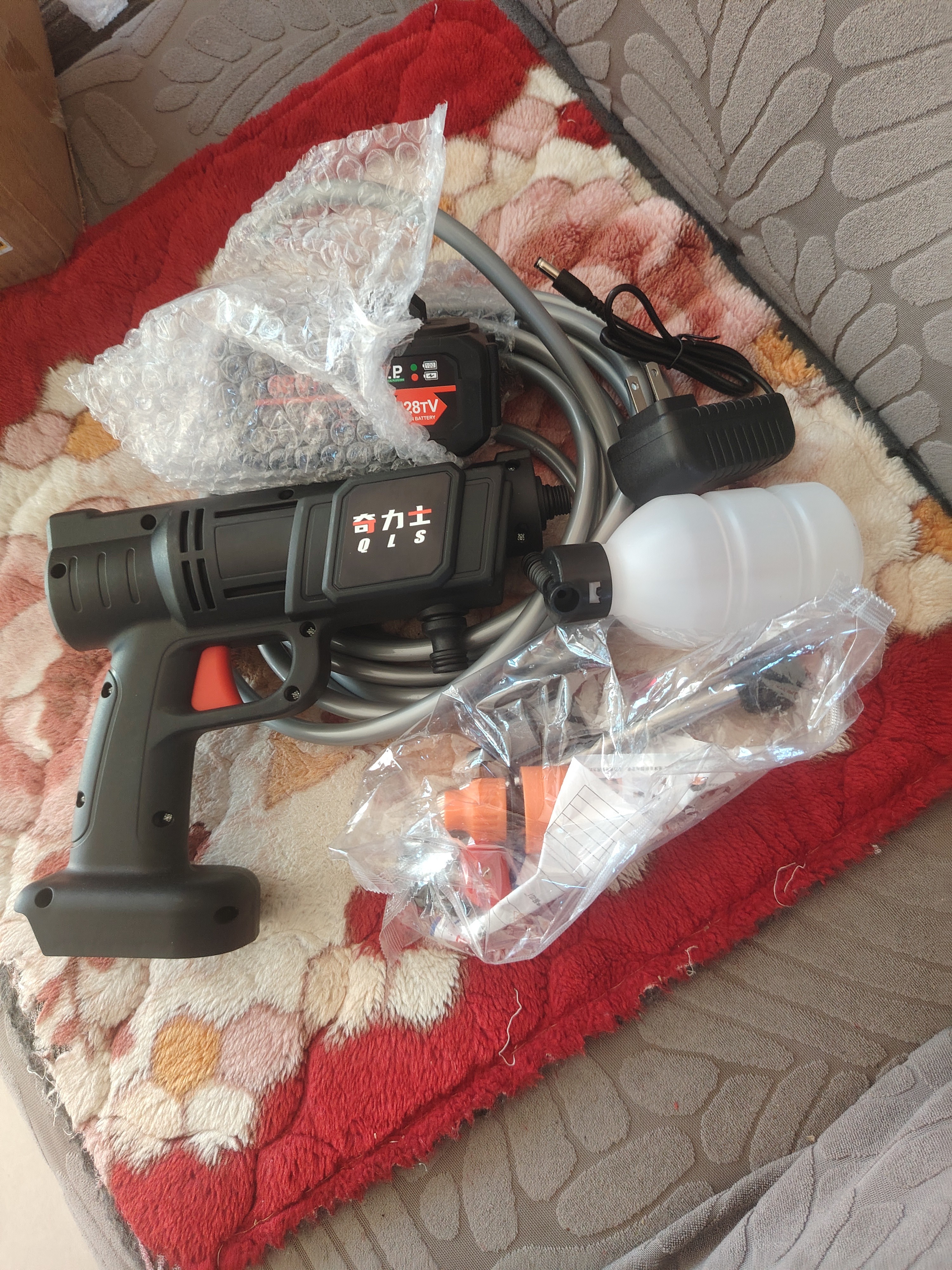 奇力士德国洗车水枪高压家用洗车水喷枪高压水枪冲洗车机无线锂电大功率 480W 全铜电机【单电10节】5米管防爆管+礼包 德系顶配家用洗车浇花清洗庭院洗空调喷农药强力洗地 实拍图
