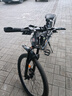 永久自行车成人山地车自行车学生男女铝合金变速公路自行车油碟单车 【钢架/全套轴承】摩天灰 24速 26寸【推荐155-185cm】 实拍图