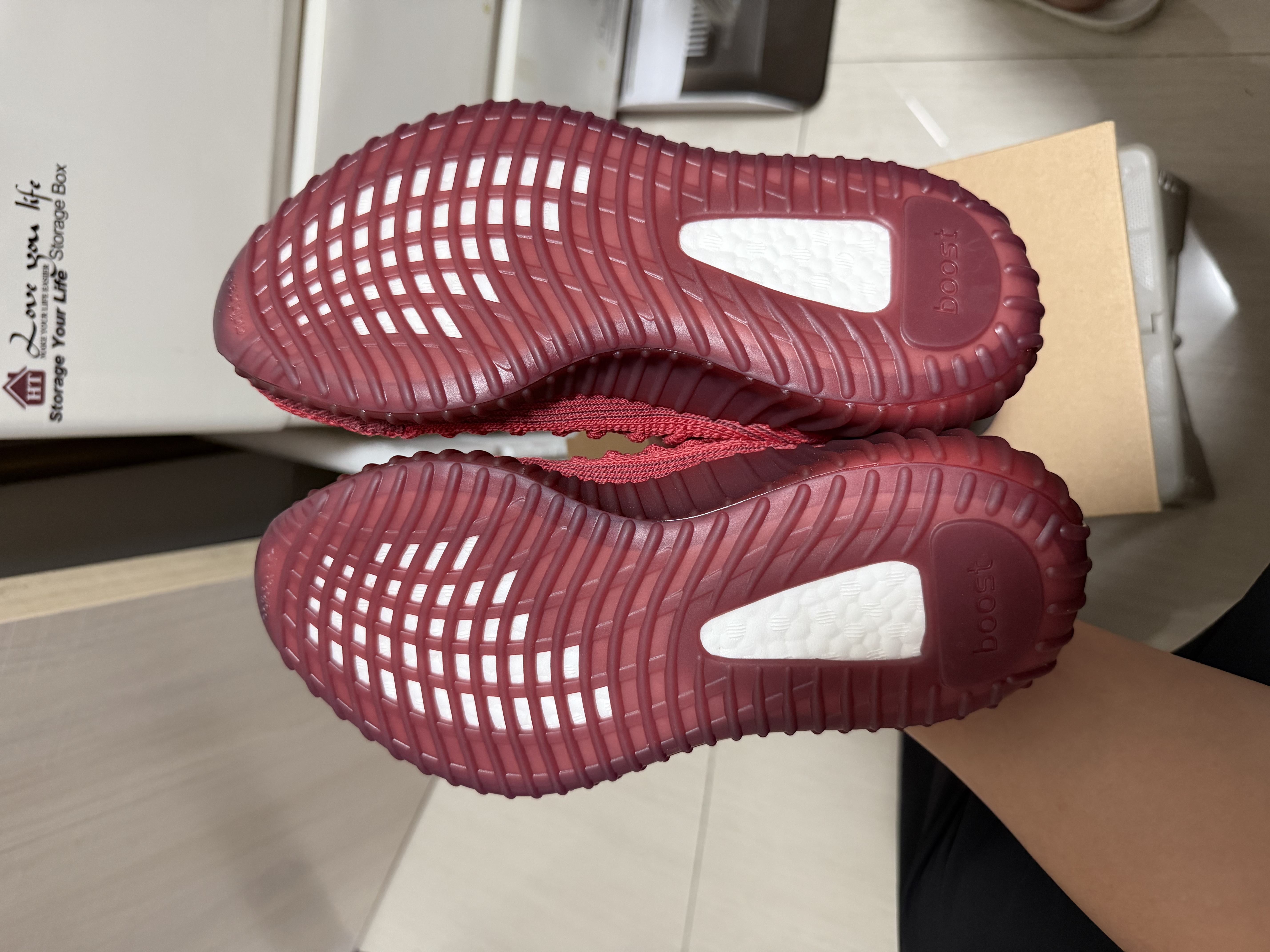 阿迪达斯YEEZY350魔鬼辣椒椰子透气新年红男女休闲鞋 GW6945 38 实拍图