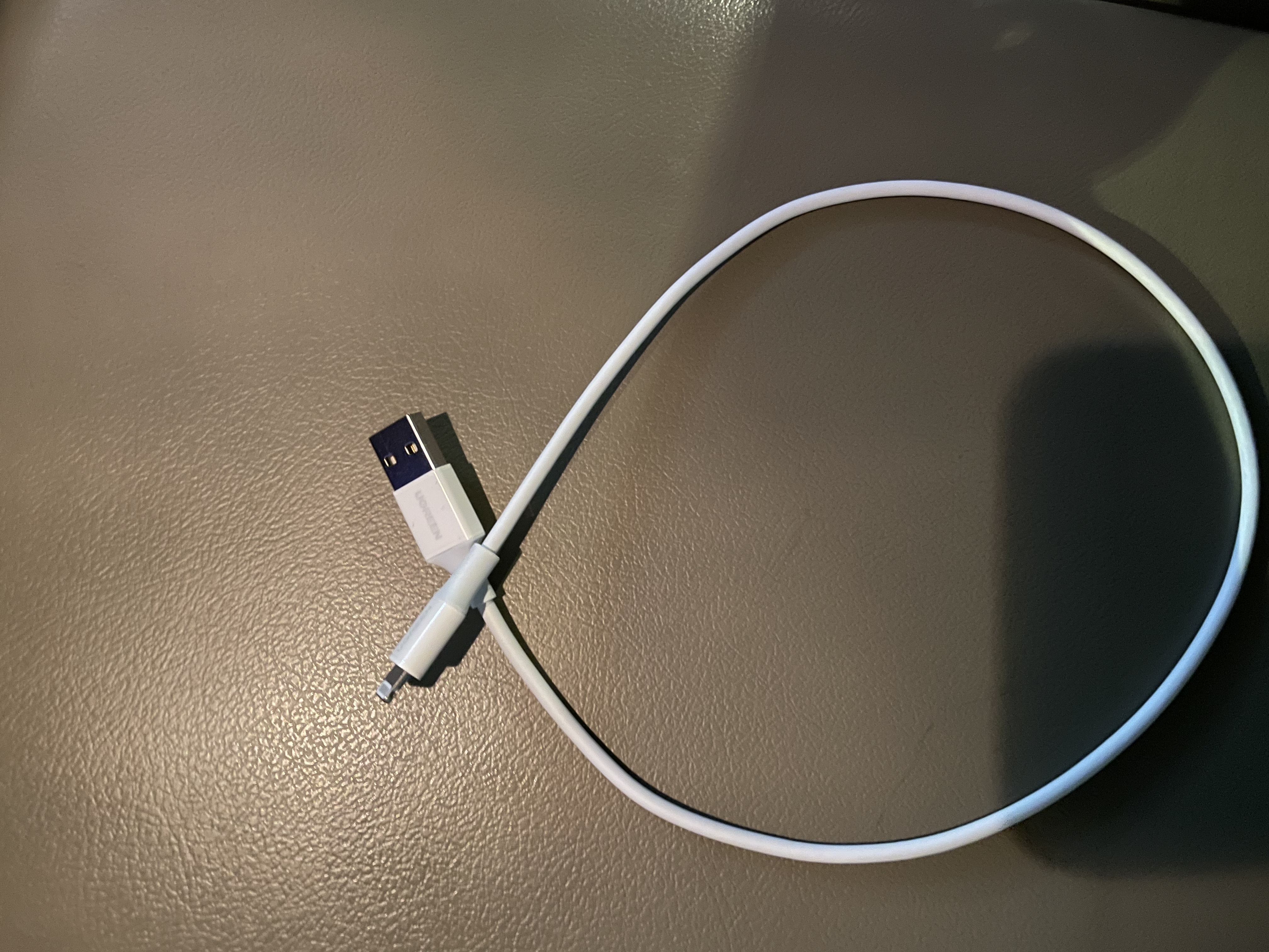 绿联【MFi认证不弹窗】苹果充电线快充数据线USB to Lightning适用iPhone14plus/13/12/11手机 USB充电线-【云朵白】-0.5米 苹果MFi认证USB-A转Light 实拍图