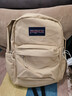 JANSPORT杰斯伯书包轻便双肩包男女旅行包简约背包电脑包学生校园 85VI7R5 奶咖/卡其色-侧边袋/20L 实拍图