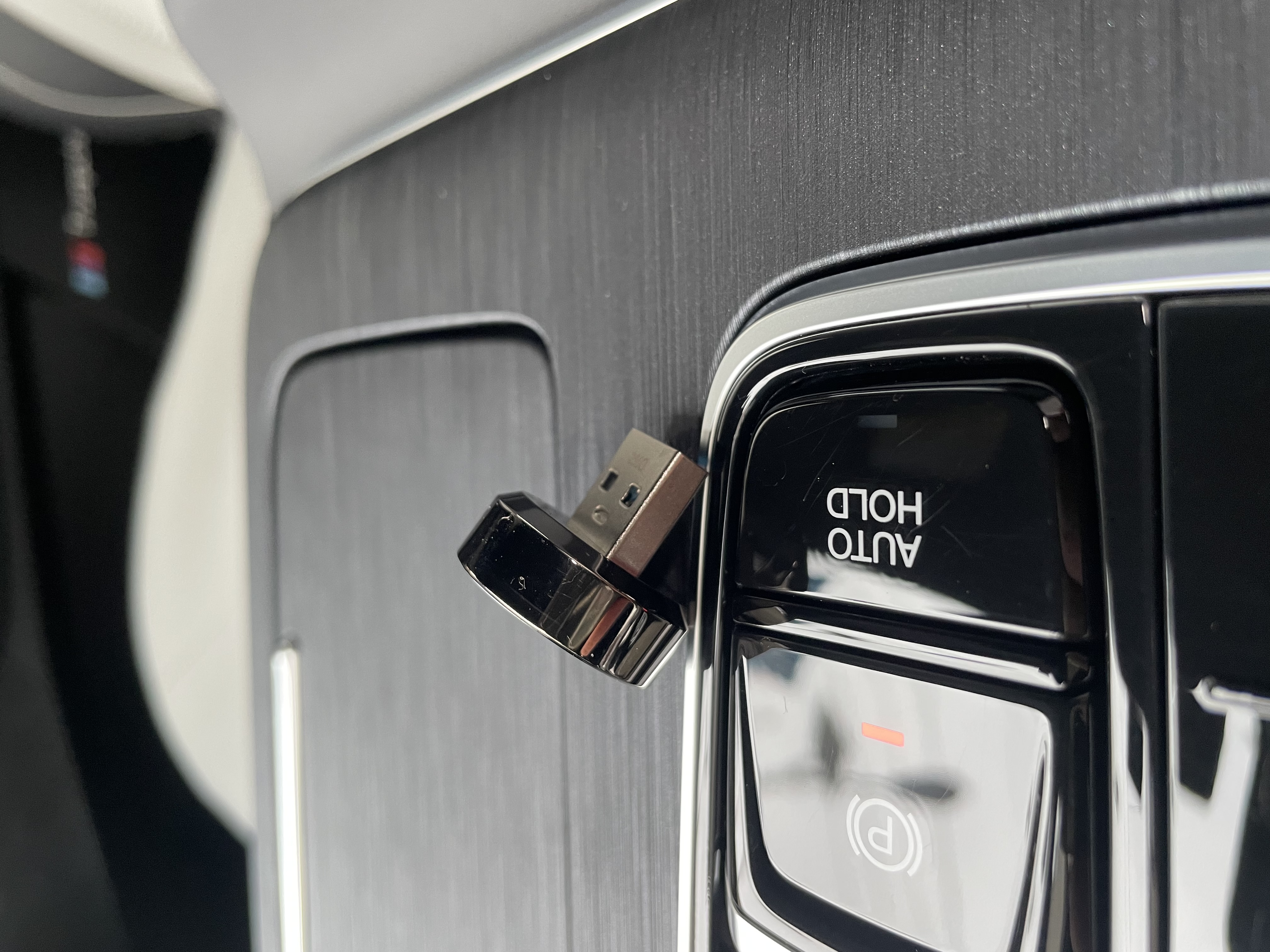 GETEA适用于360全景行车记录仪USB3.0高速U盘道可视丰田本田大众奥迪全景影像大容量fat32车载优盘 256G新款（超迷你 | 锌合金 | RGB灯效） 实拍图