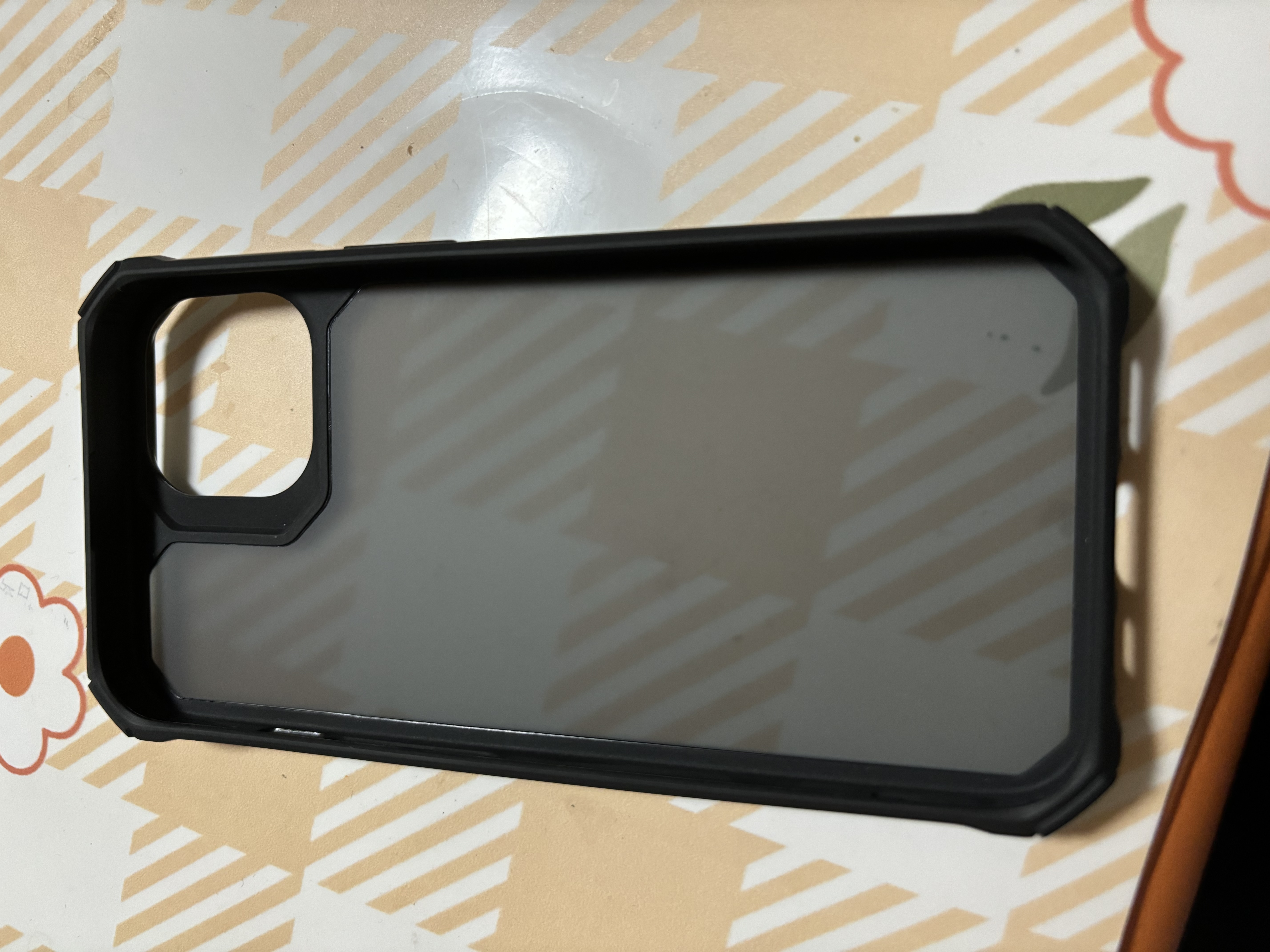 亿色适用苹果15手机壳 iPhone15保护套超强防摔防磨防震硅胶软边气囊简约款黑边半透黑  实拍图
