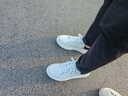 H8小白鞋2026新款春季百搭莆田鞋子情侣男女内增高厚底休闲运动板鞋 白色-黑皮尾（礼盒装） 42 男码 实拍图