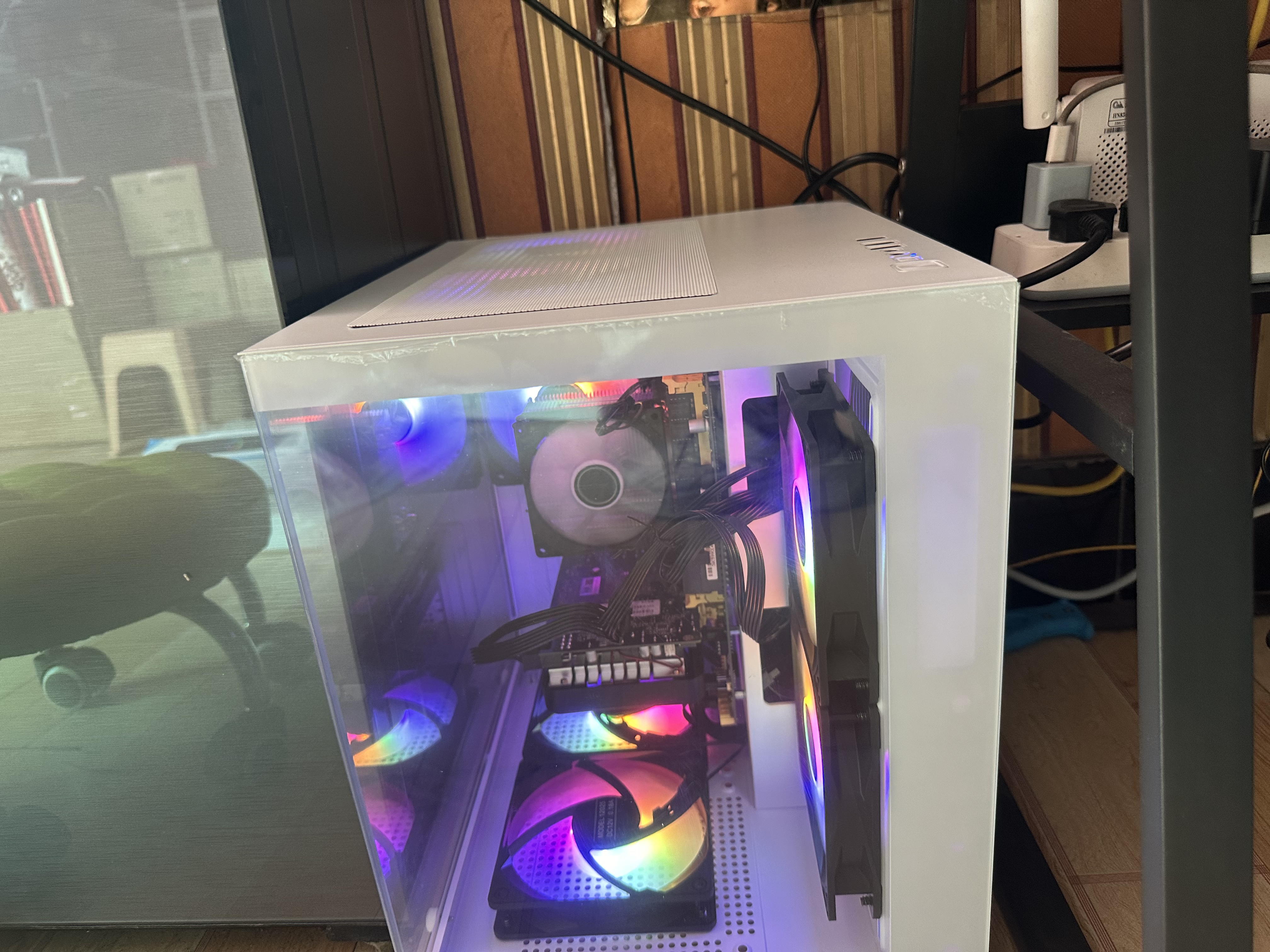 华硕（ASUS）ROG全家桶英特尔酷睿14代i5/i7台式电脑主机游戏电竞5060ti/5070直播设计三角洲水冷整套海景房 华硕主机+24寸全套(高清ips电竞屏) 一：酷睿i7丨办公独显丨16G丨 实拍图