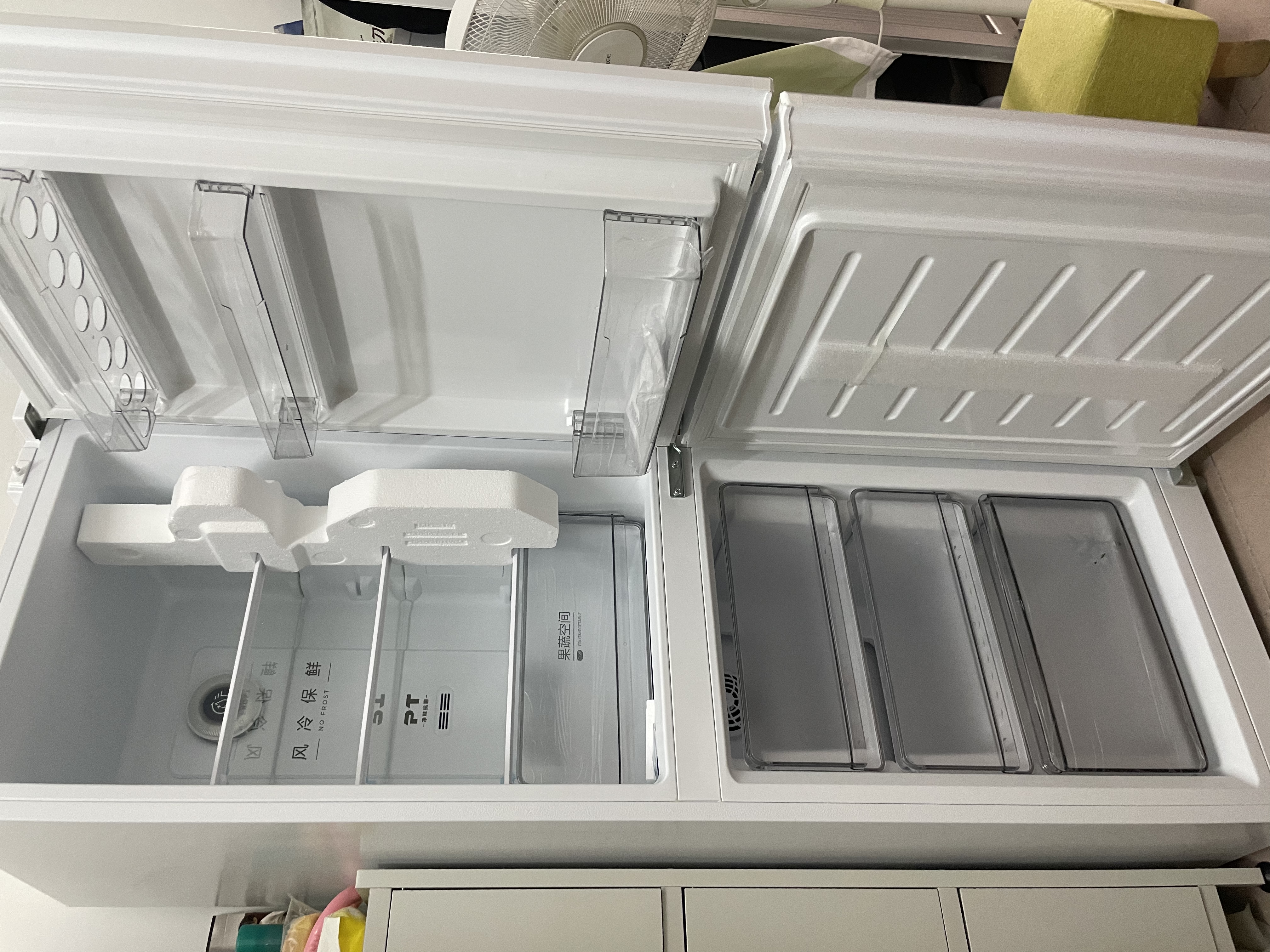 美的186升双开门两门二门租房节能小型 双系统不串味 家用风冷无霜电冰箱 不占地MR-196W MR-196W极地白 实拍图