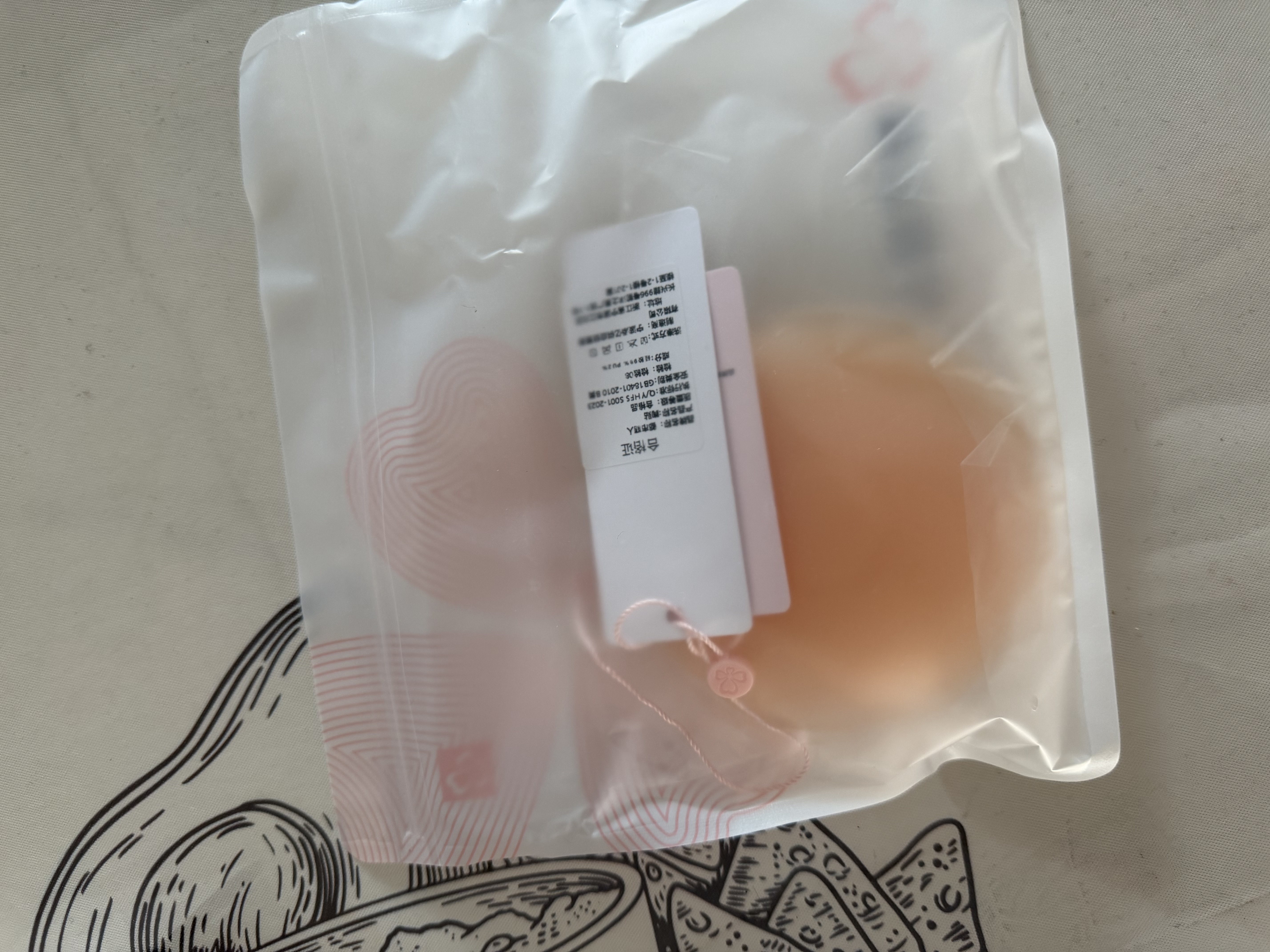 都市丽人女士胸贴乳贴隐形无痕防走光婚纱专用文胸罩小胸提拉防汗乳头贴 实拍图