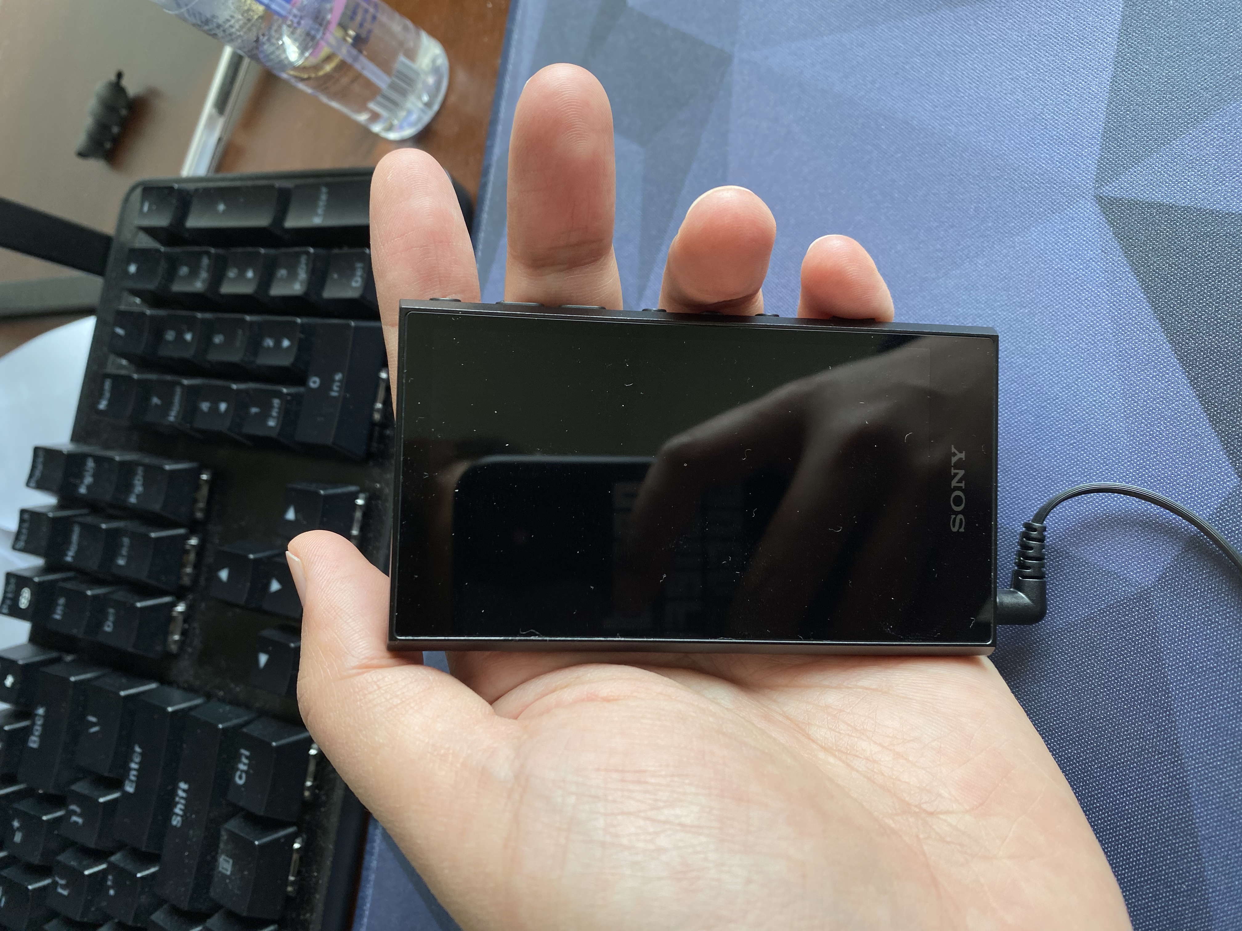 索尼（SONY）NW-A306 无损音乐播放器 无线蓝牙MP3高解析度 内置安卓系统英语便携随身听 礼物送男女友学生孩子 黑色 实拍图