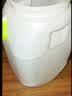 加厚塑料水桶家用储水桶25L50升75升100升食品级酒桶油桶米桶带盖 白色100升/200斤【特厚桶重4.8斤】 实拍图
