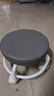 【京喜甄选】椅子万向轮美缝凳子带轮旋转擦地矮凳美甲修脚凳滑轮 儿童凳-深灰色款 实拍图