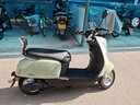 绿源（Luyuan）电动摩托车M7U74公里长续航国民好车60V5块铅酸电池大动力1000W电机电瓶车代步通勤维亚绿 实拍图