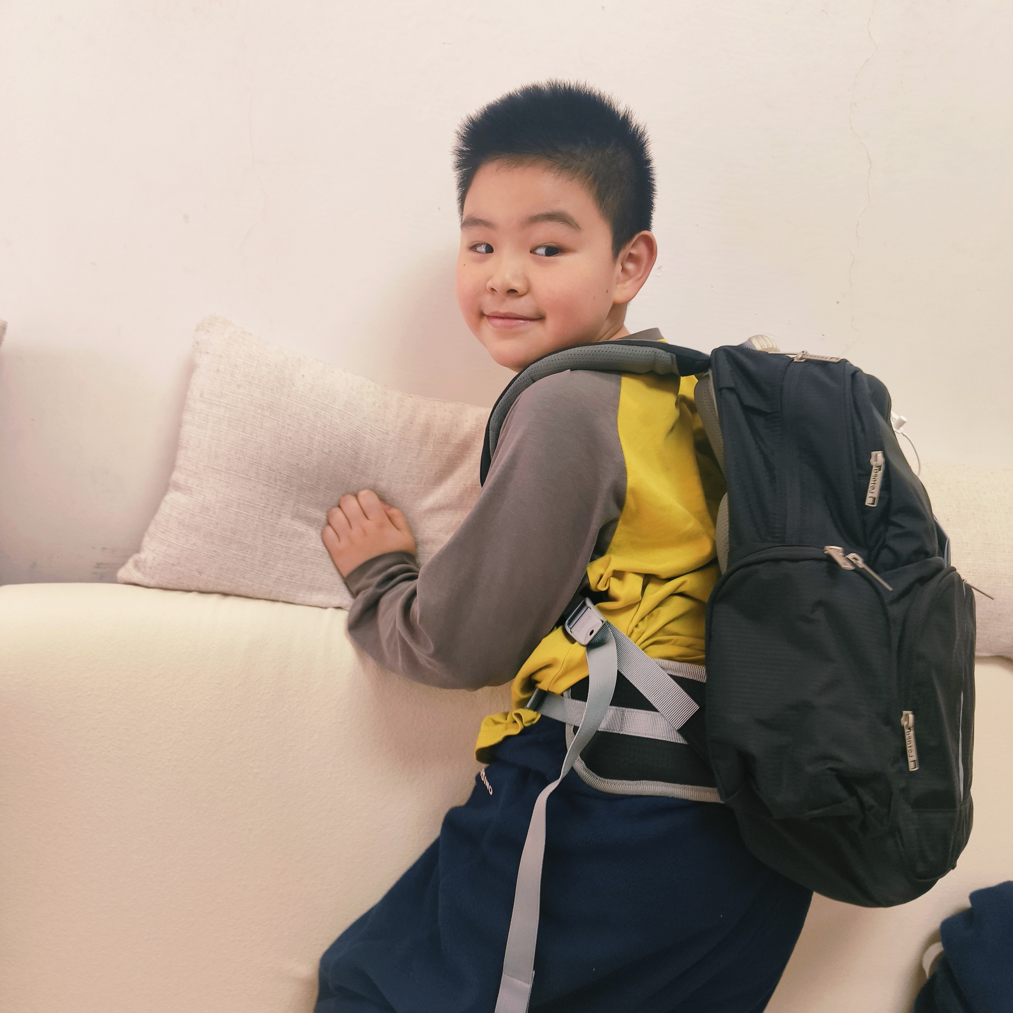 letopo乐同书包 6年级初中高中大学生成人书包护脊书包减压牛顿大童青黑 实拍图