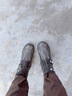 呈爱雨鞋套加厚耐磨防滑硅胶防水鞋套成人防雨男士女士雨靴套骑行鞋套 透灰高筒双排扣（高位防水+防滑耐磨+易穿脱） 适合鞋码：38-39 实拍图