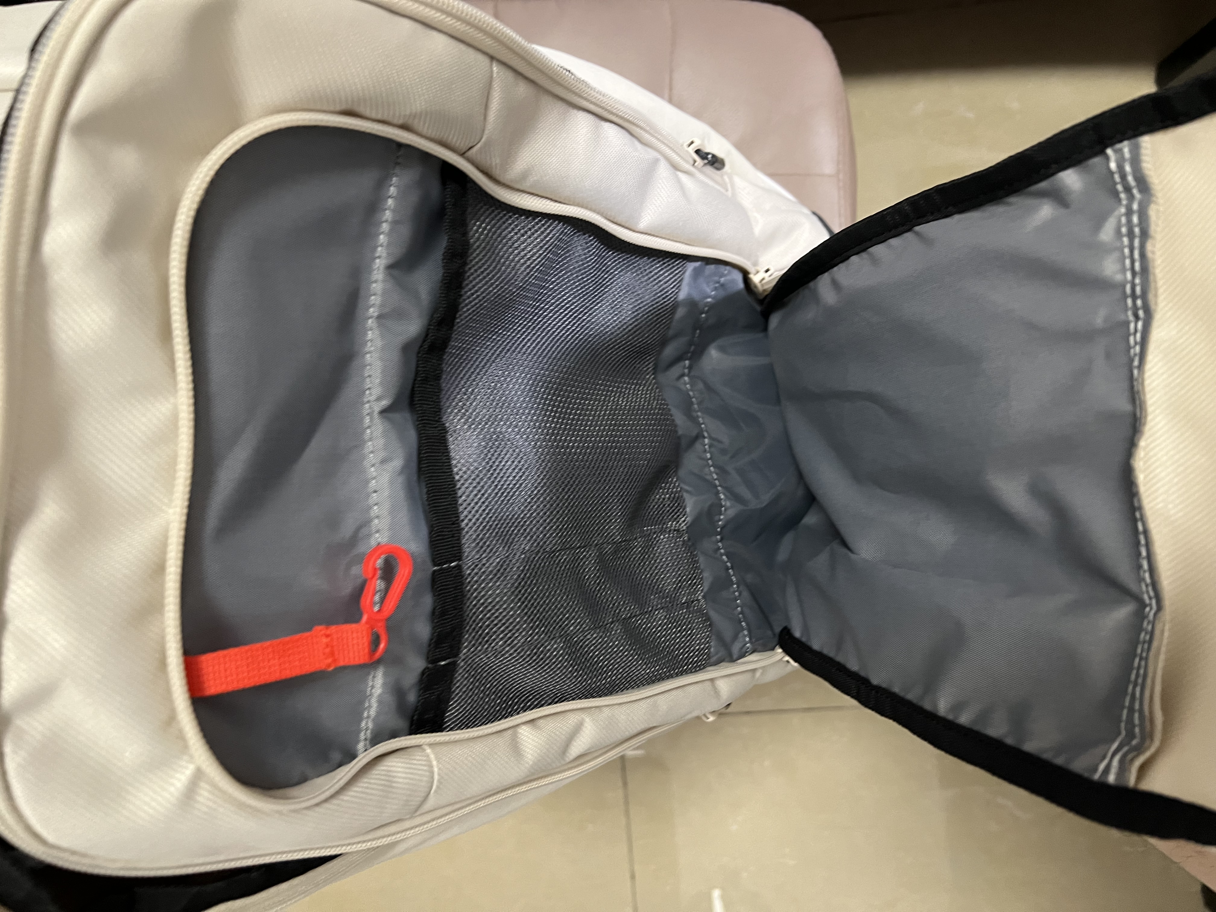 迪卡侬登山包徒步背包双肩包NH500户外旅行商务通勤出差方便携带电脑包 白色-23L 背负舒适 方便实用 实拍图