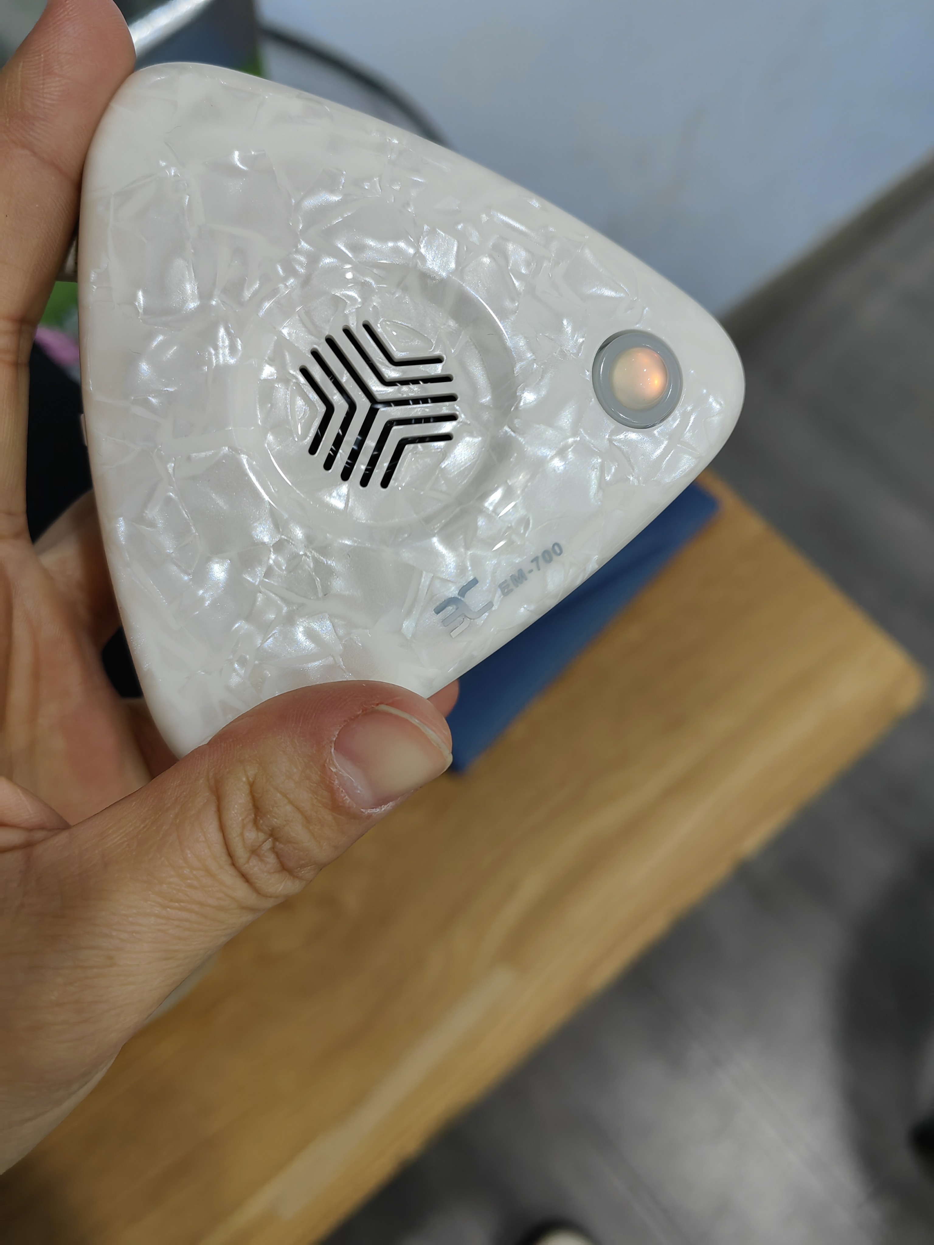 伊诺（ENO）电子节拍器古筝琵琶钢琴通用人声音乐三角节奏器EM700贝壳纹 实拍图