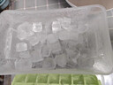 Jidaocook按压冰块模具冰格制冰盒带盖食品级冻冰块模型自制冰箱冻冰块神器 绿【一层冰格+冰盒丨铲子】 0.1秒出冰 实拍图